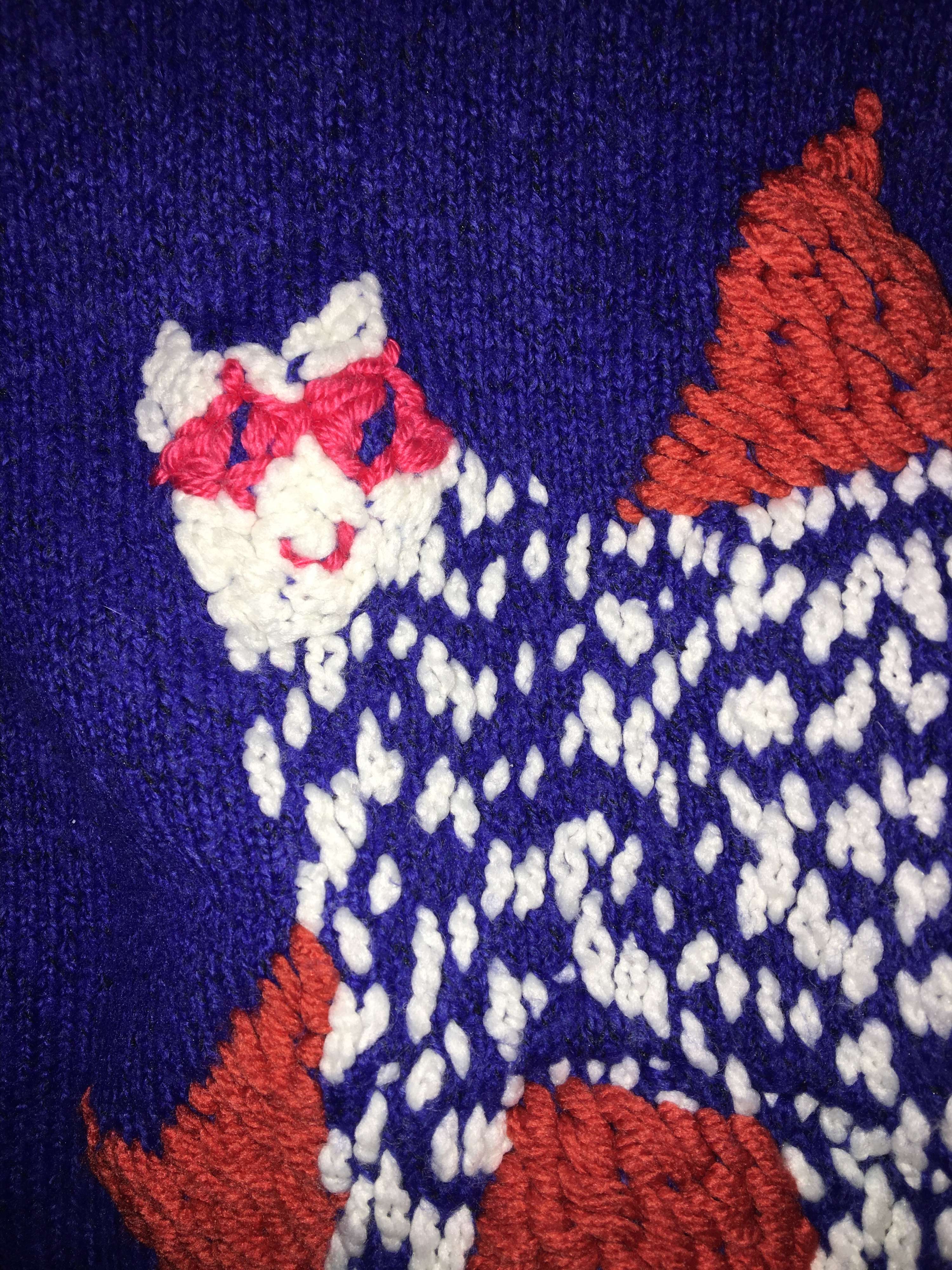 Lazy cat embroidery by Emma Sadova