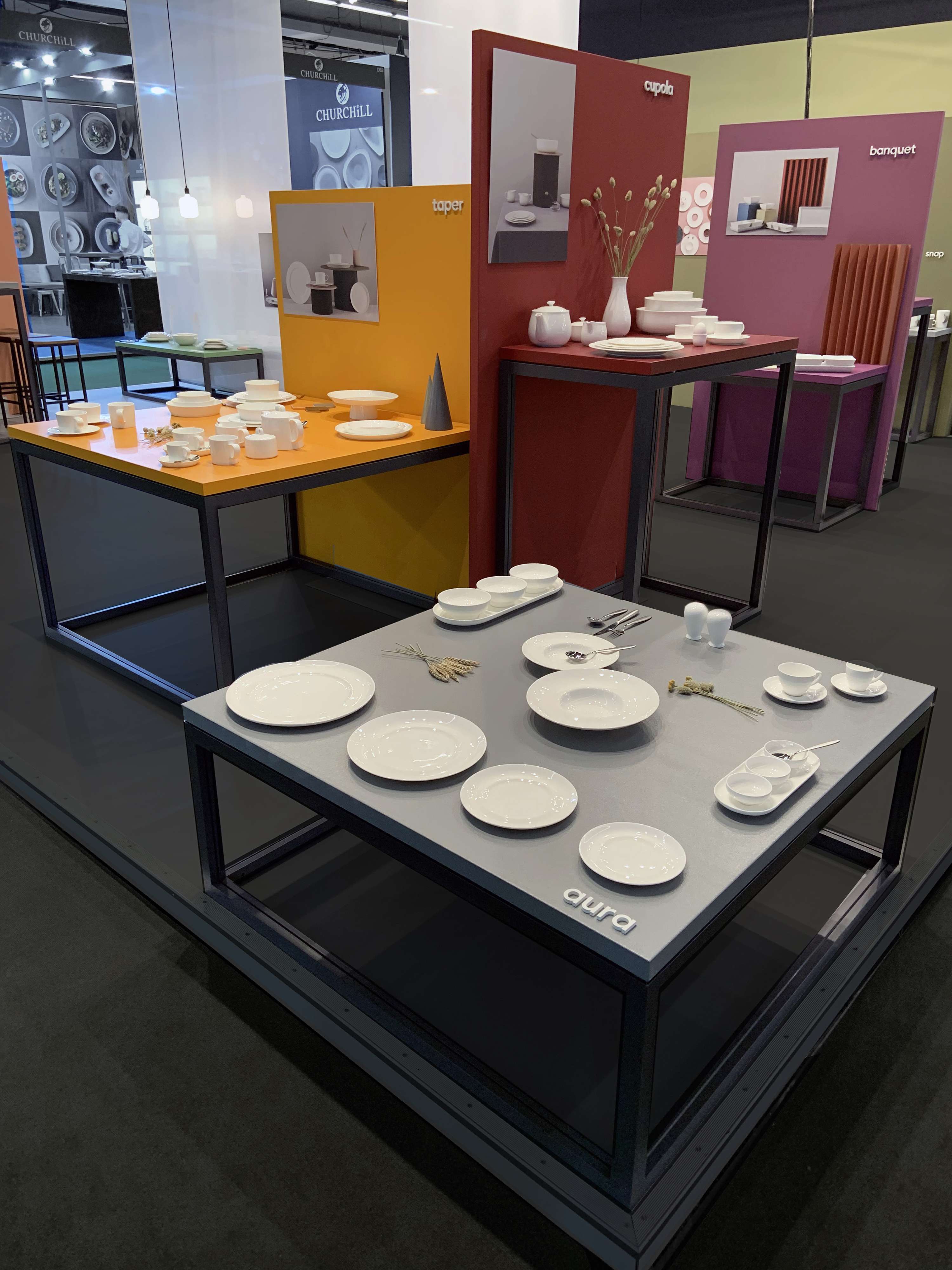 Showroom for Monno Design by Natalia Zwardon