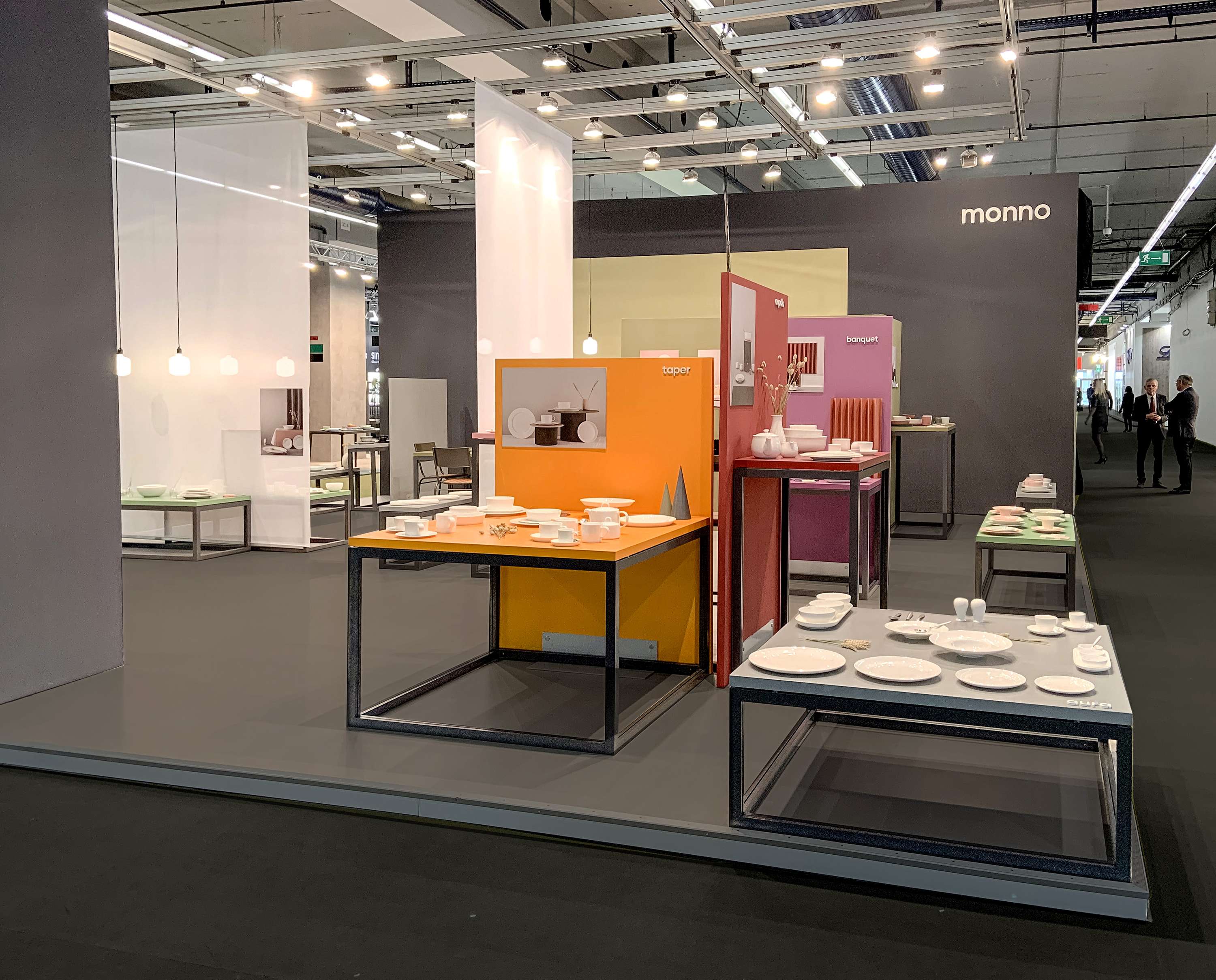 Showroom for Monno Design by Natalia Zwardon
