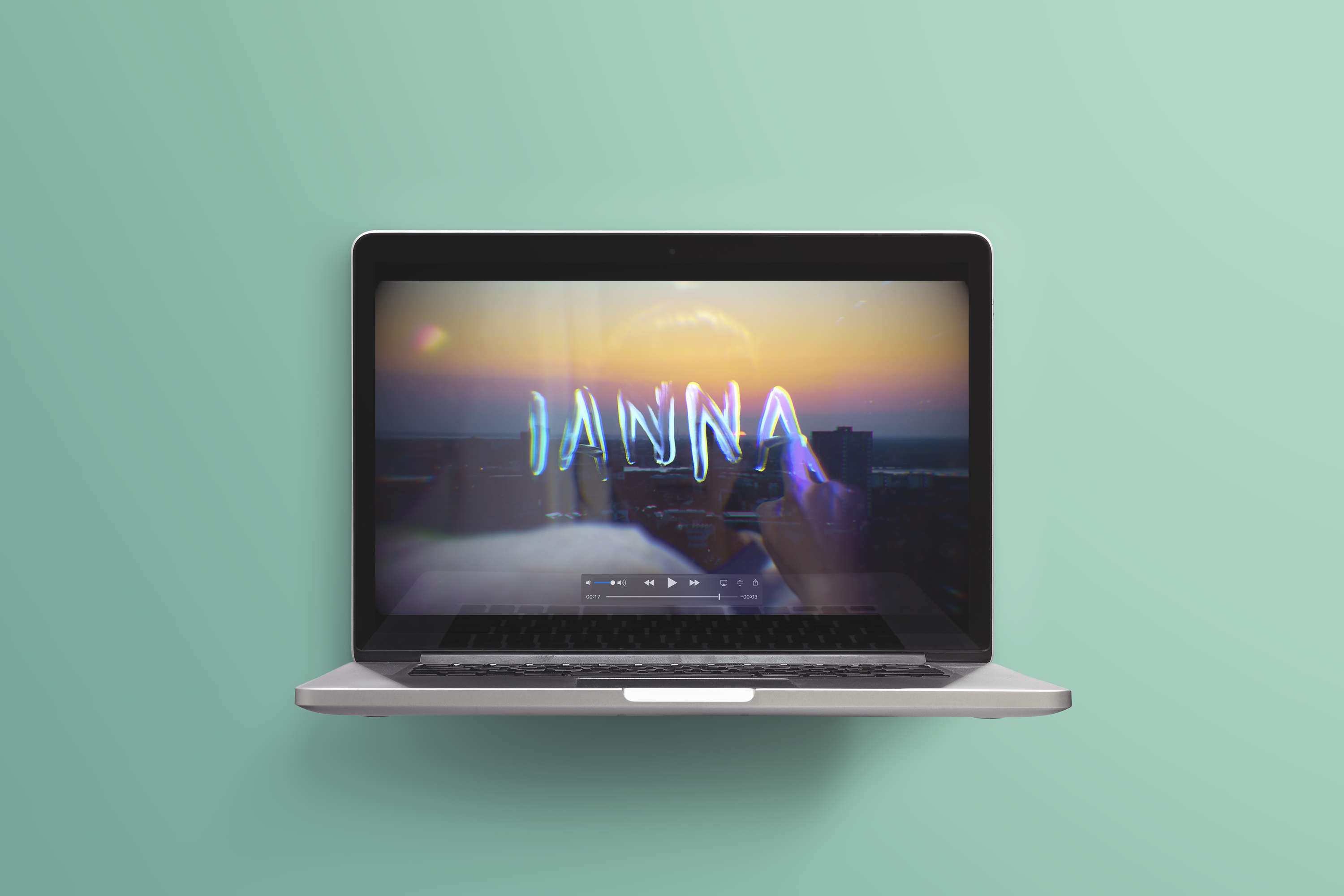 iAnna: Motion Sequence by Els Kenney