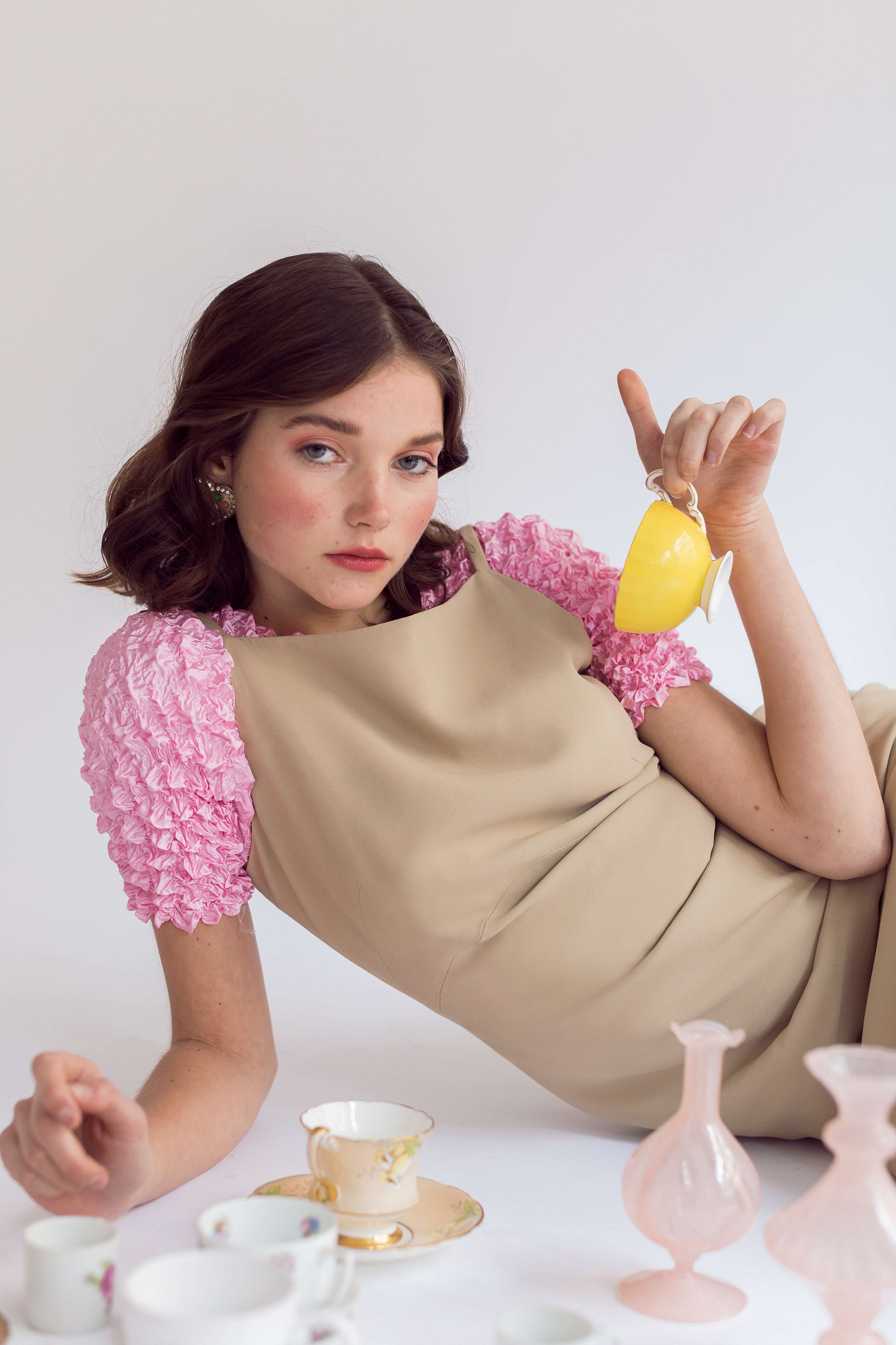 Too grown up to be alice by Isabel Domenech