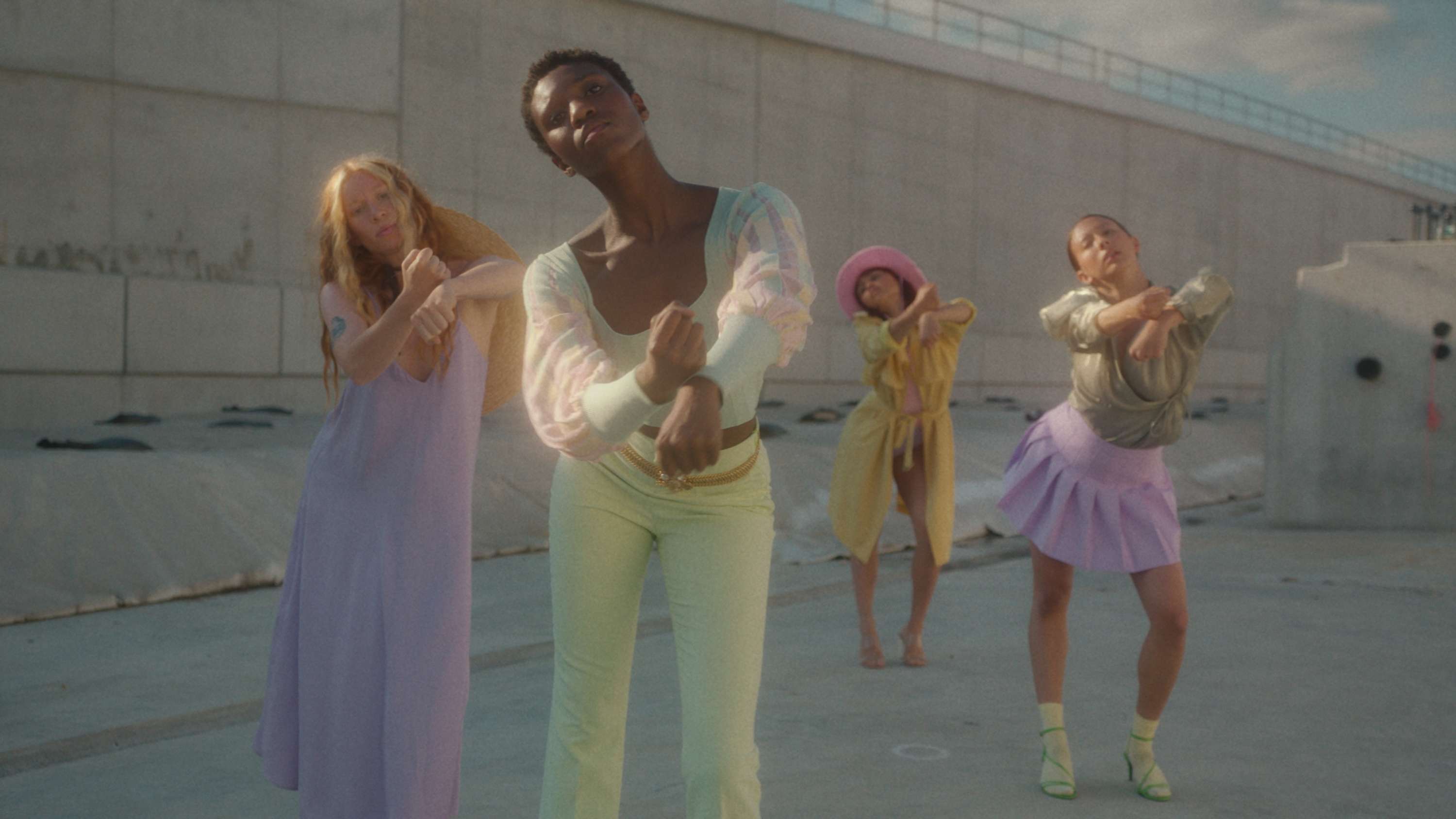 ESSELLE - FASHION FILM by Milana Murzo