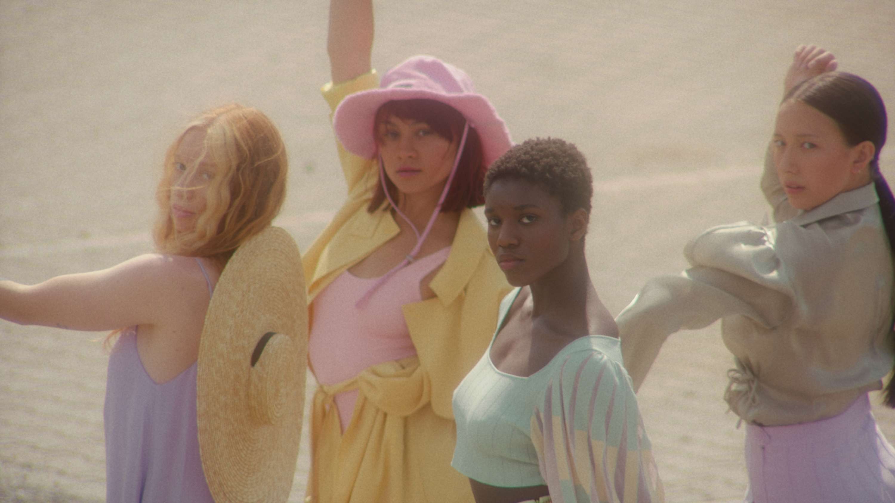 ESSELLE - FASHION FILM by Milana Murzo