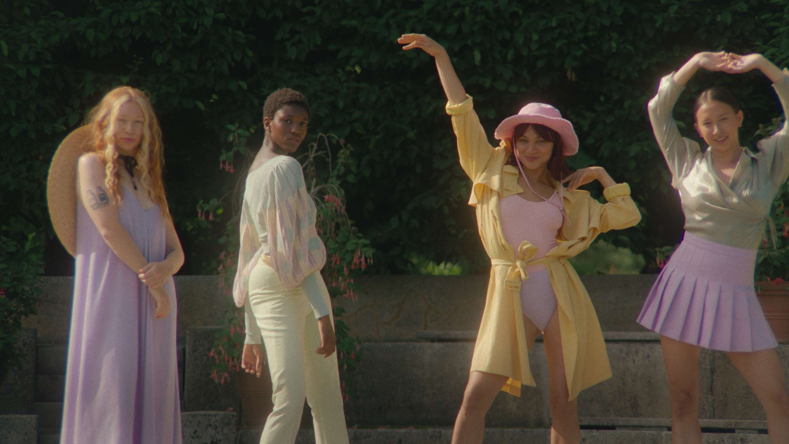 ESSELLE - FASHION FILM by Milana Murzo