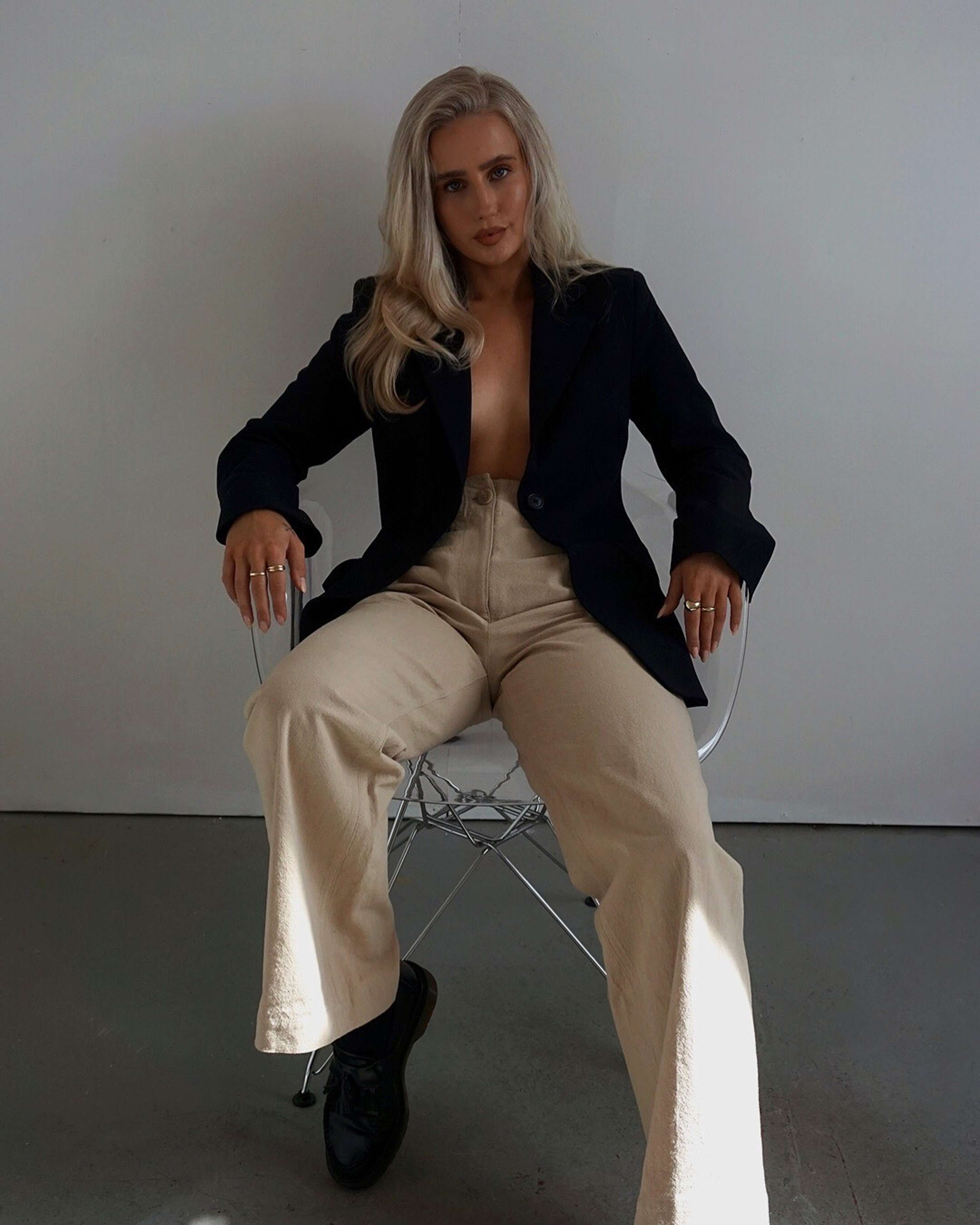 Shoot with Katie by Claudia Farmer