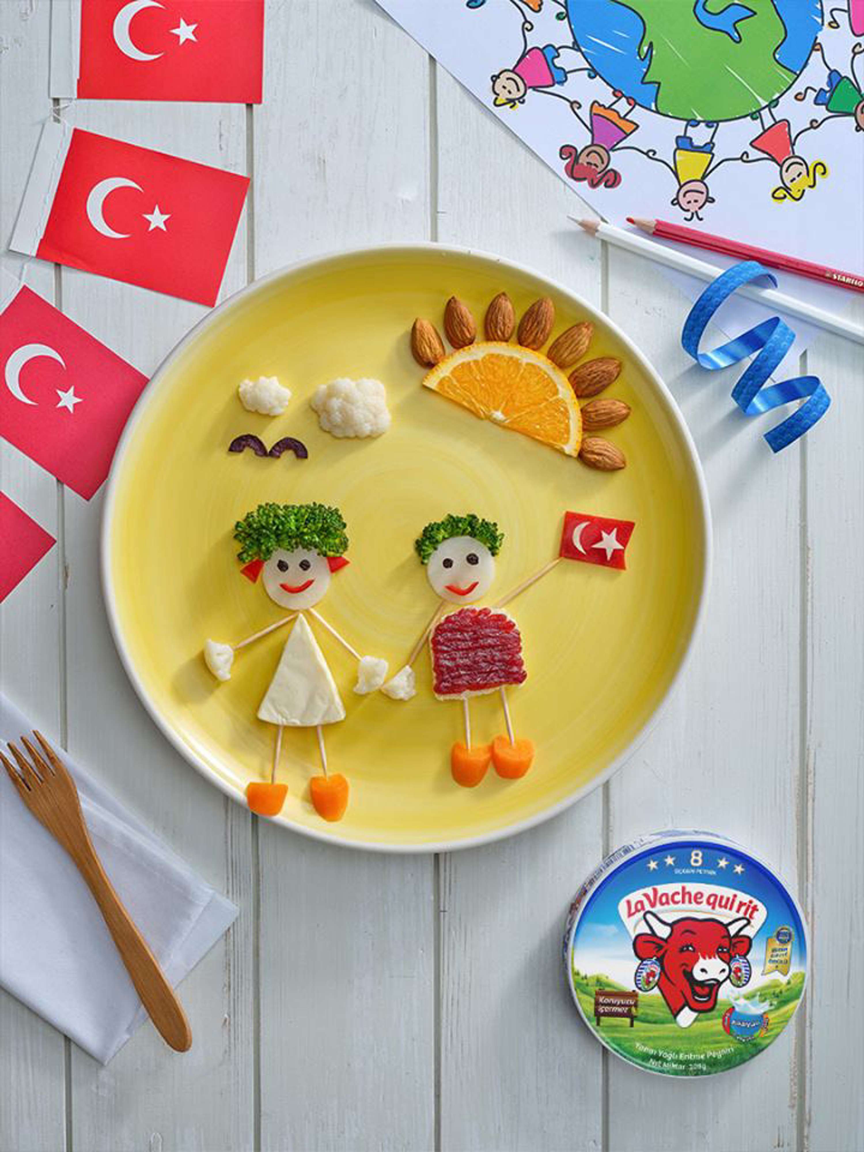 Fun Plates with La Vache qui rit by Dijle Tigris Ozdemir