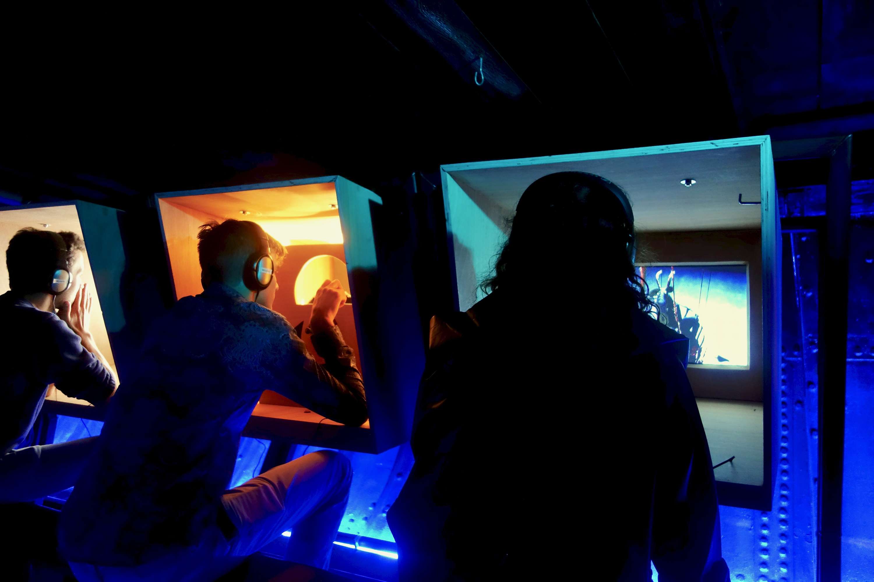Spinbarg Storytelling installation by Peter Musschenga