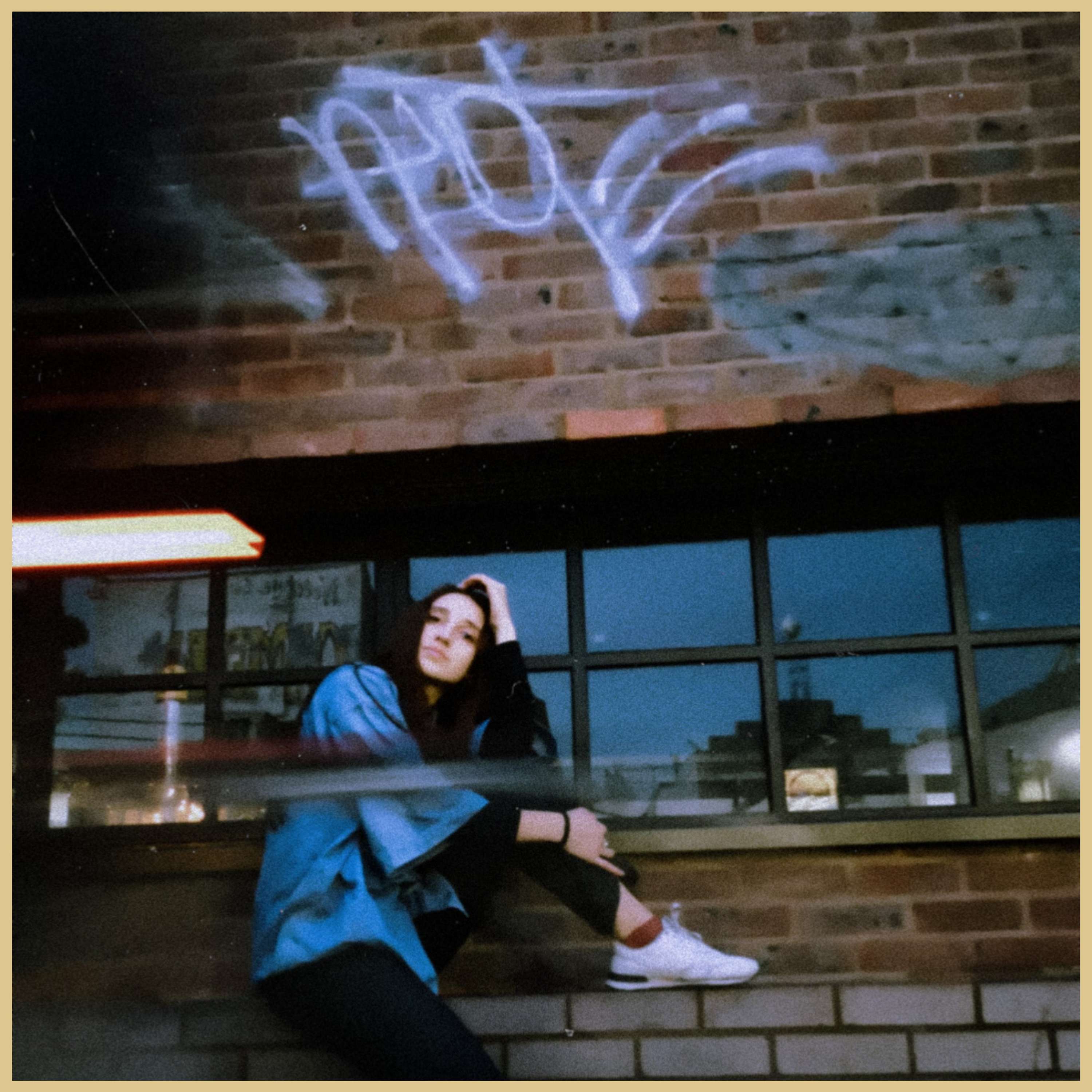 USEYESEE "TRACKS" by Chiara Romualdi