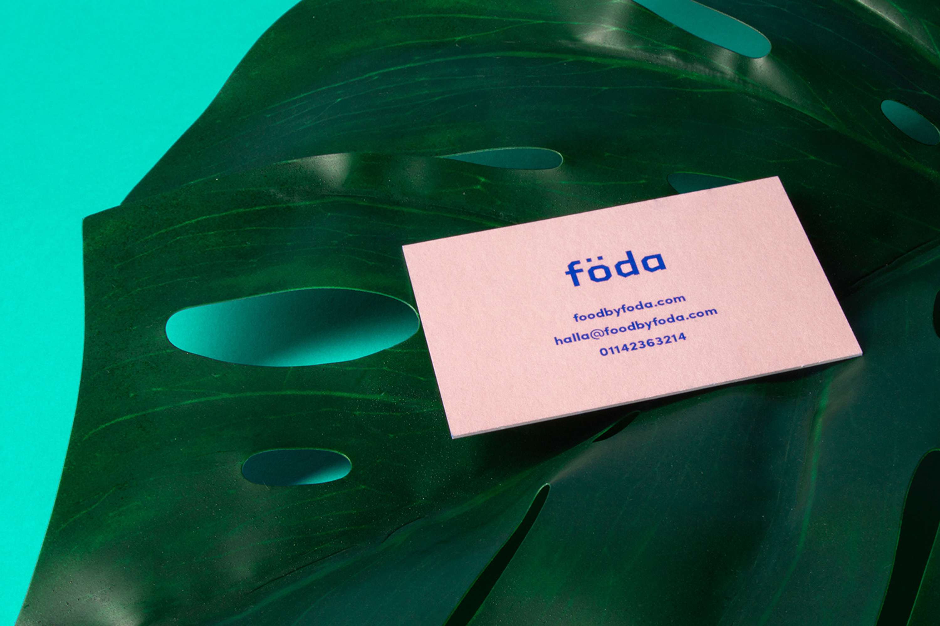 Föda by Michael Morton