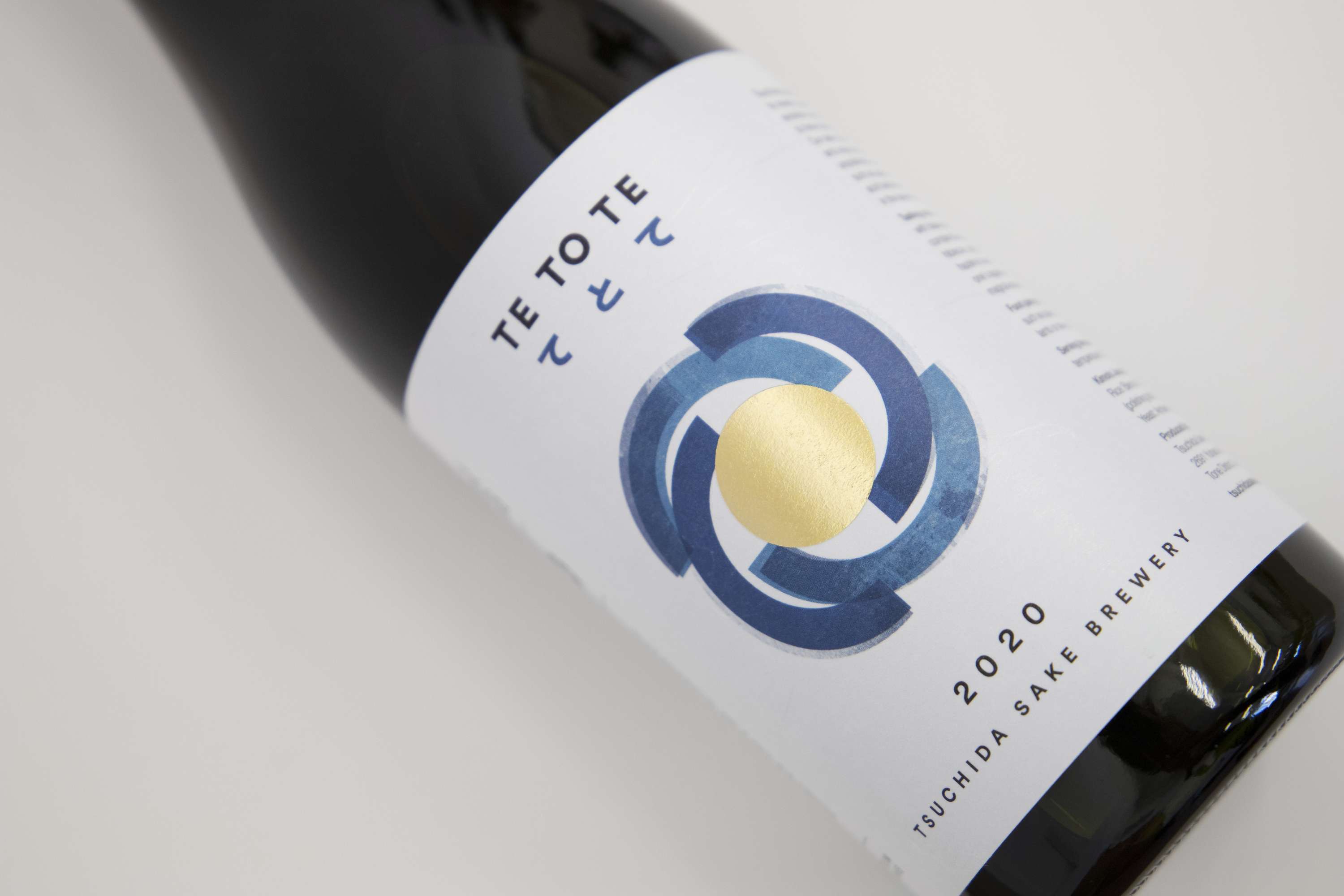 TE TO TE SAKE – Label Design & Branding by BEAMS & CO