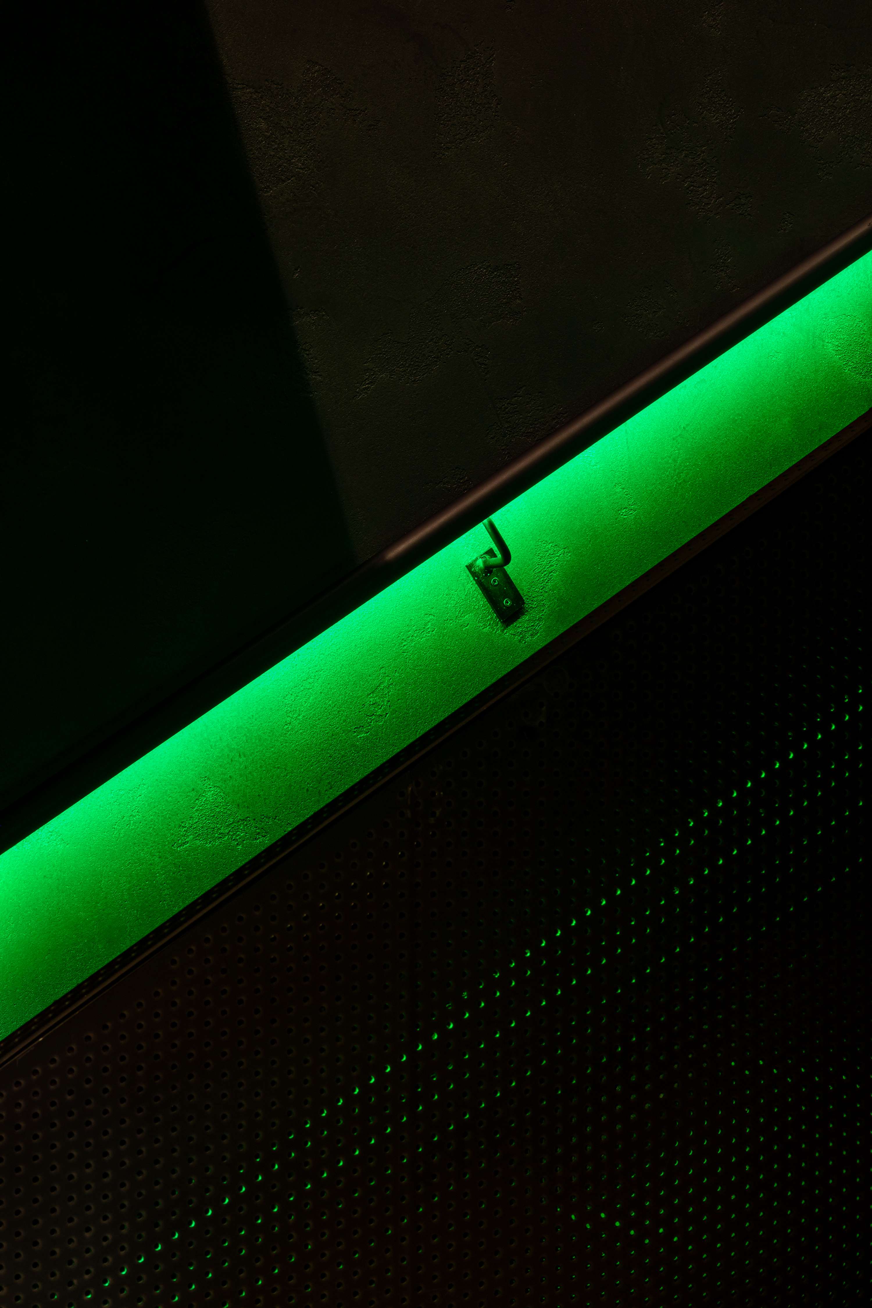 Razer Flagship by Ioana Iliesiu
