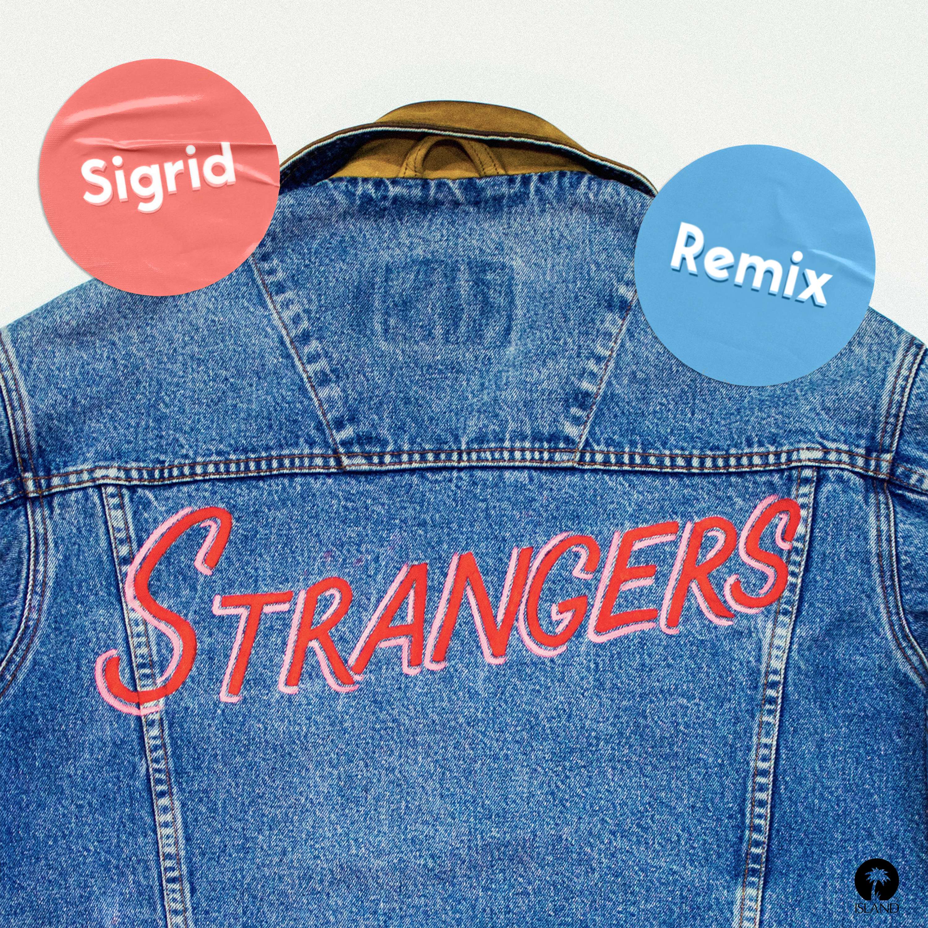 Sigrid - 'Strangers' music video.