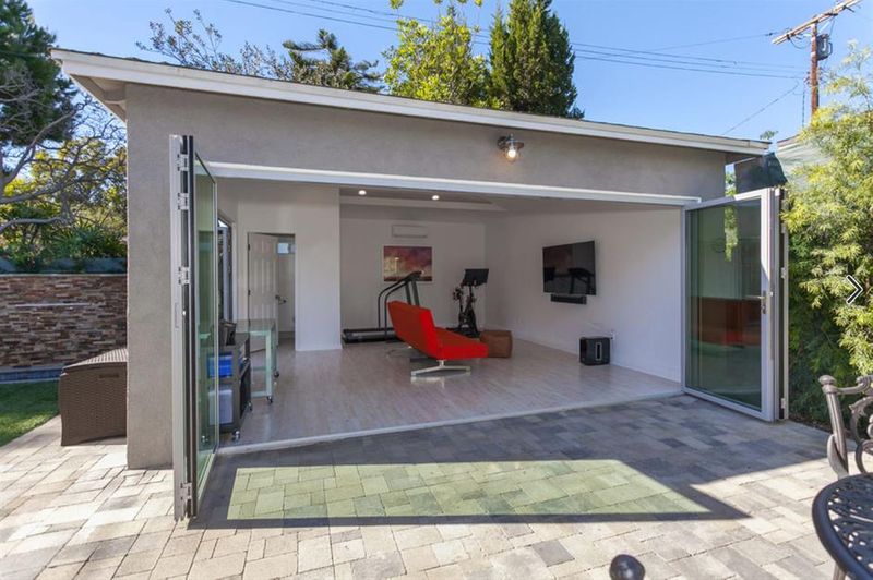 GARAGE CONVERSIONS IN MELBOURNE by Elite Homes and Renovations