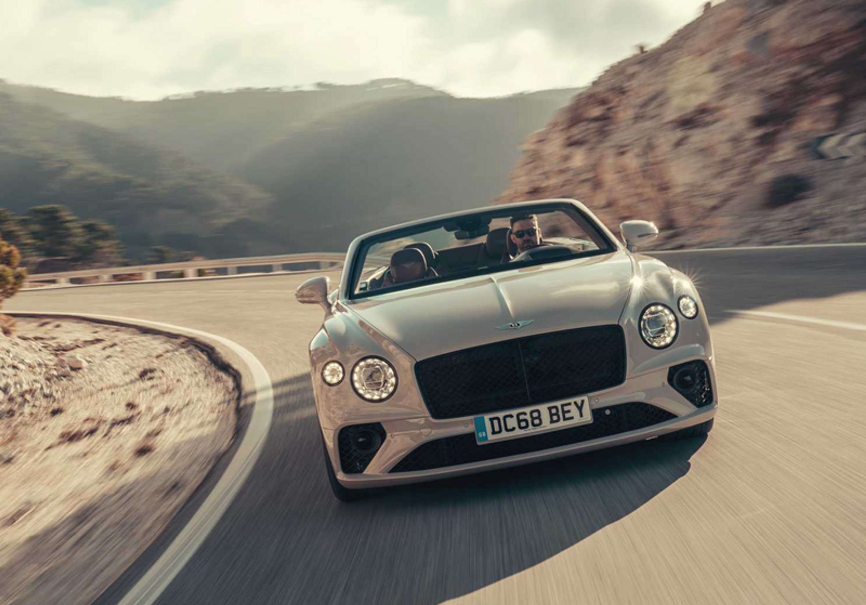 Bentley Continental GT : HMI Design by Thomas Moeller