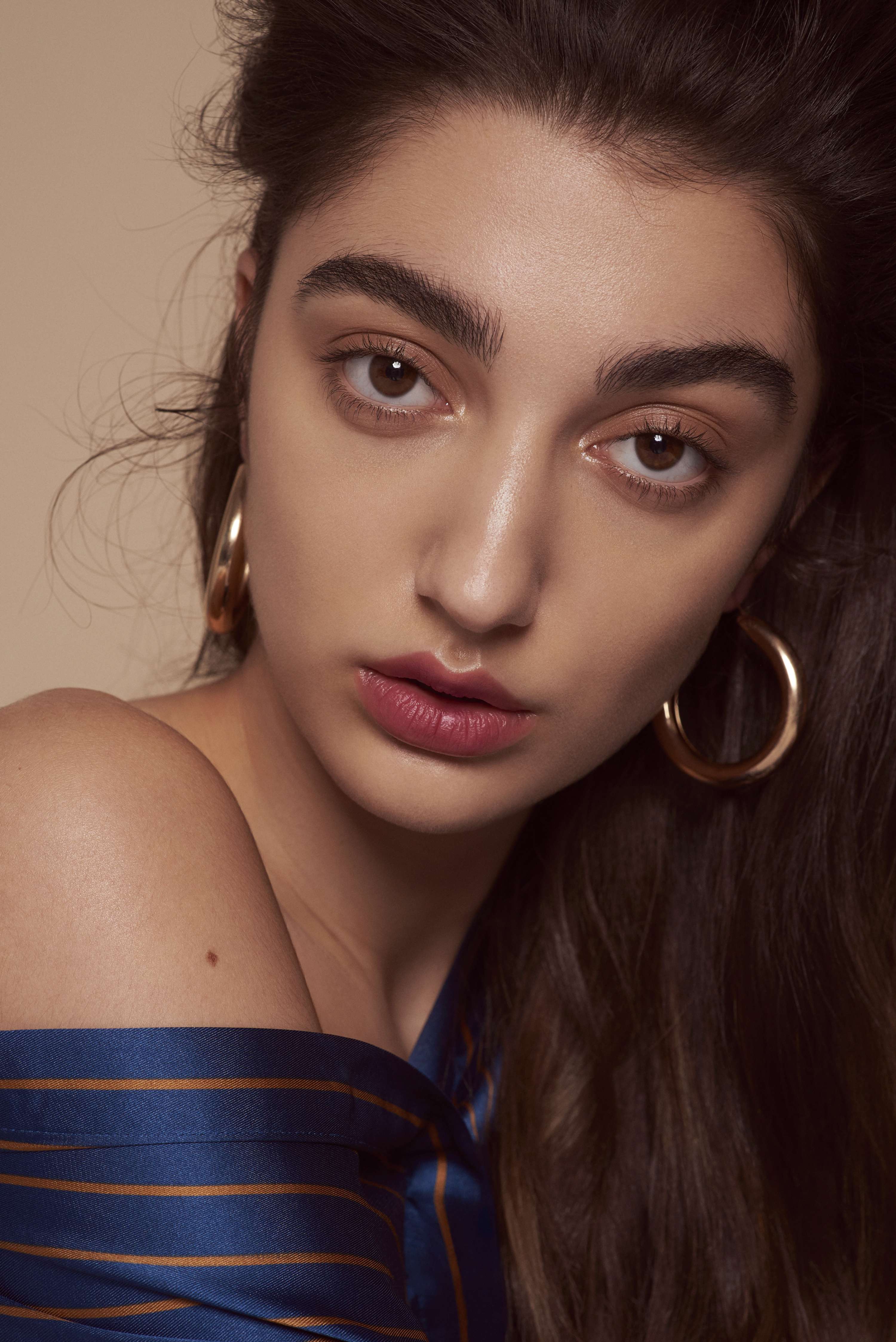 Mode Magazine Editorial by Abigail Lemar