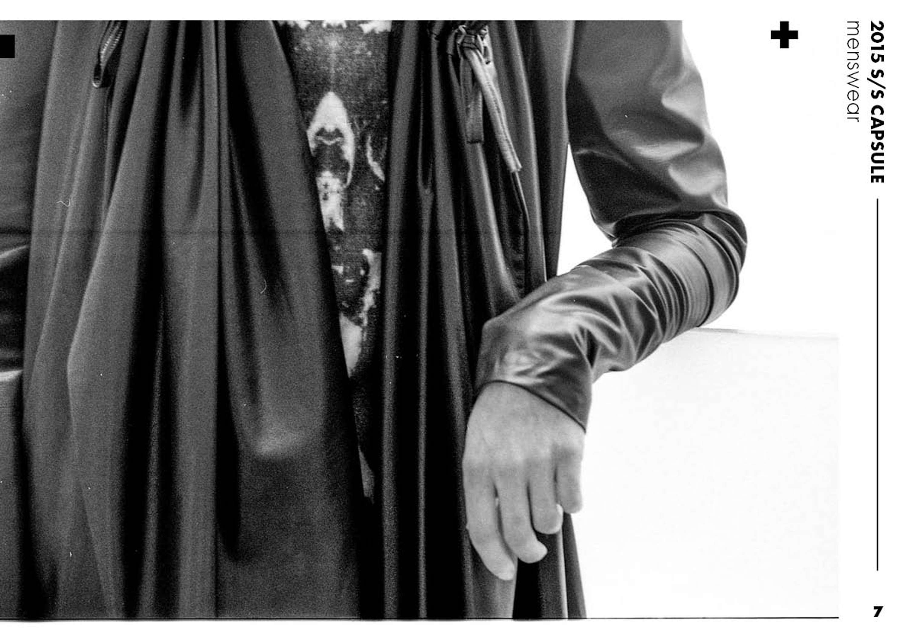 2015 S/S CAPSULE COLLECTION by Hangjun Jo