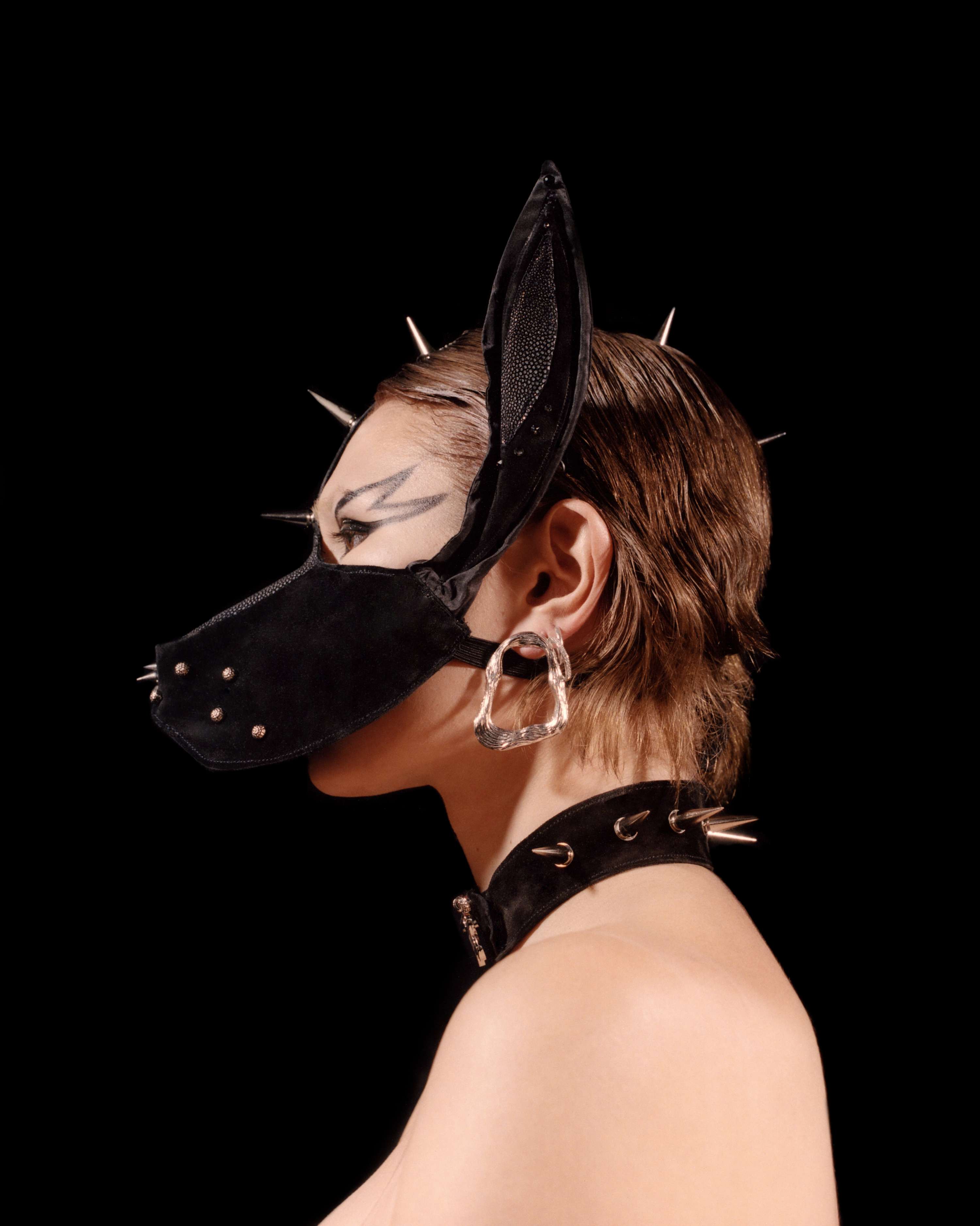 GUCC1B1TCH by Virna Pasquinelli