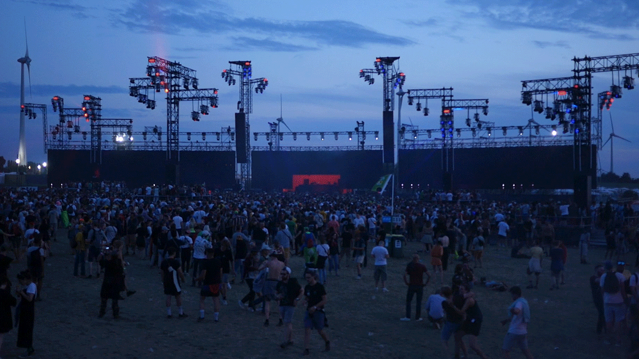 Dour Festival by malo lacroix