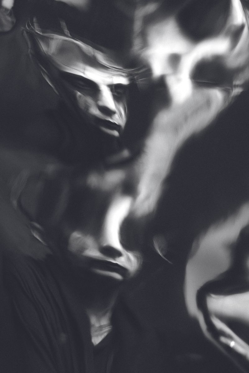 Verset Zero for New noise magazine by Lola Rossi