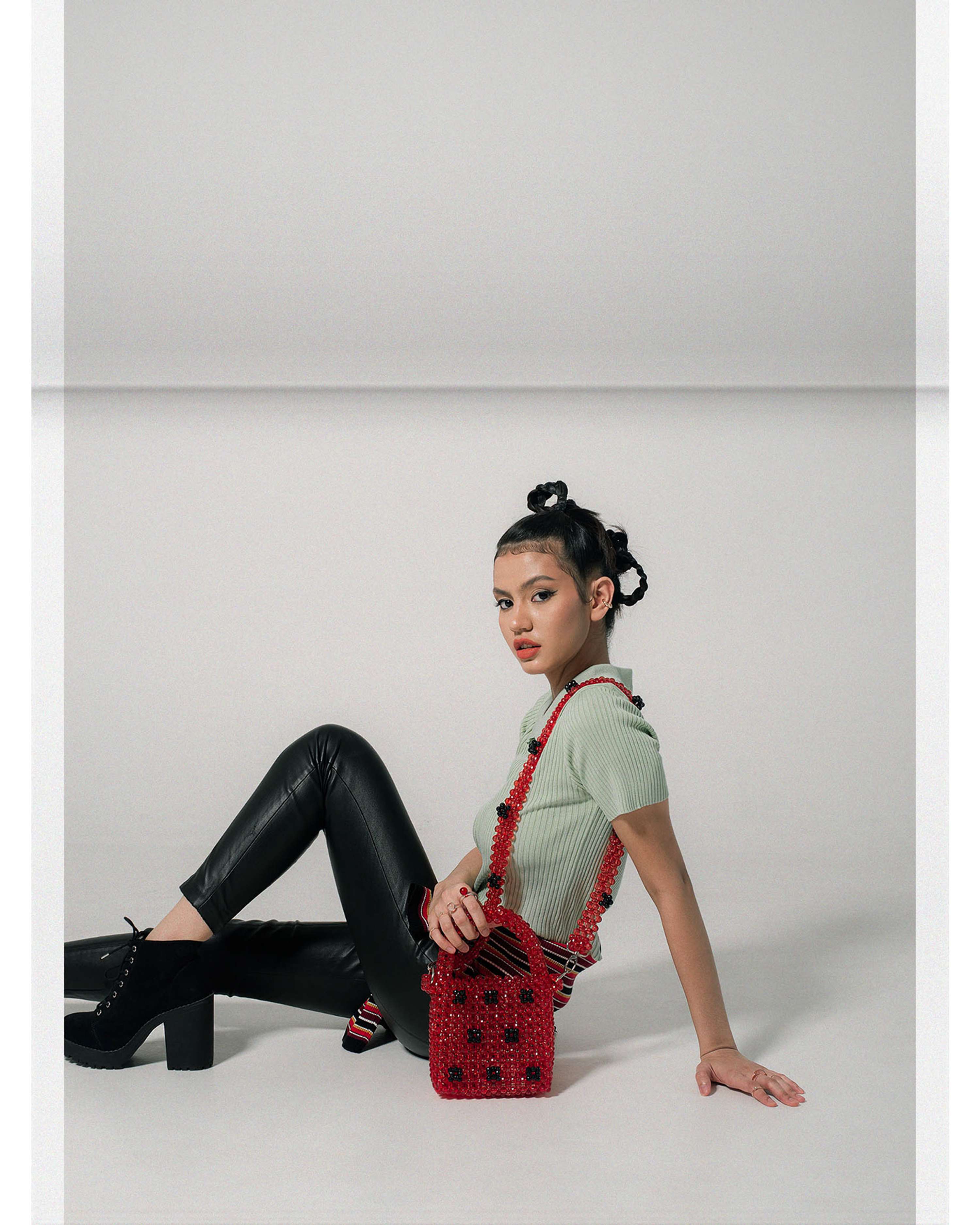 Styling work for 2icons Development Campaign by Ivanka Wu