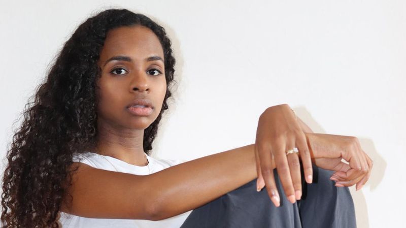 Hafsa Zayyan tells the untold: profile for The Sunday Times Culture magazine by Alice Kemp-Habib