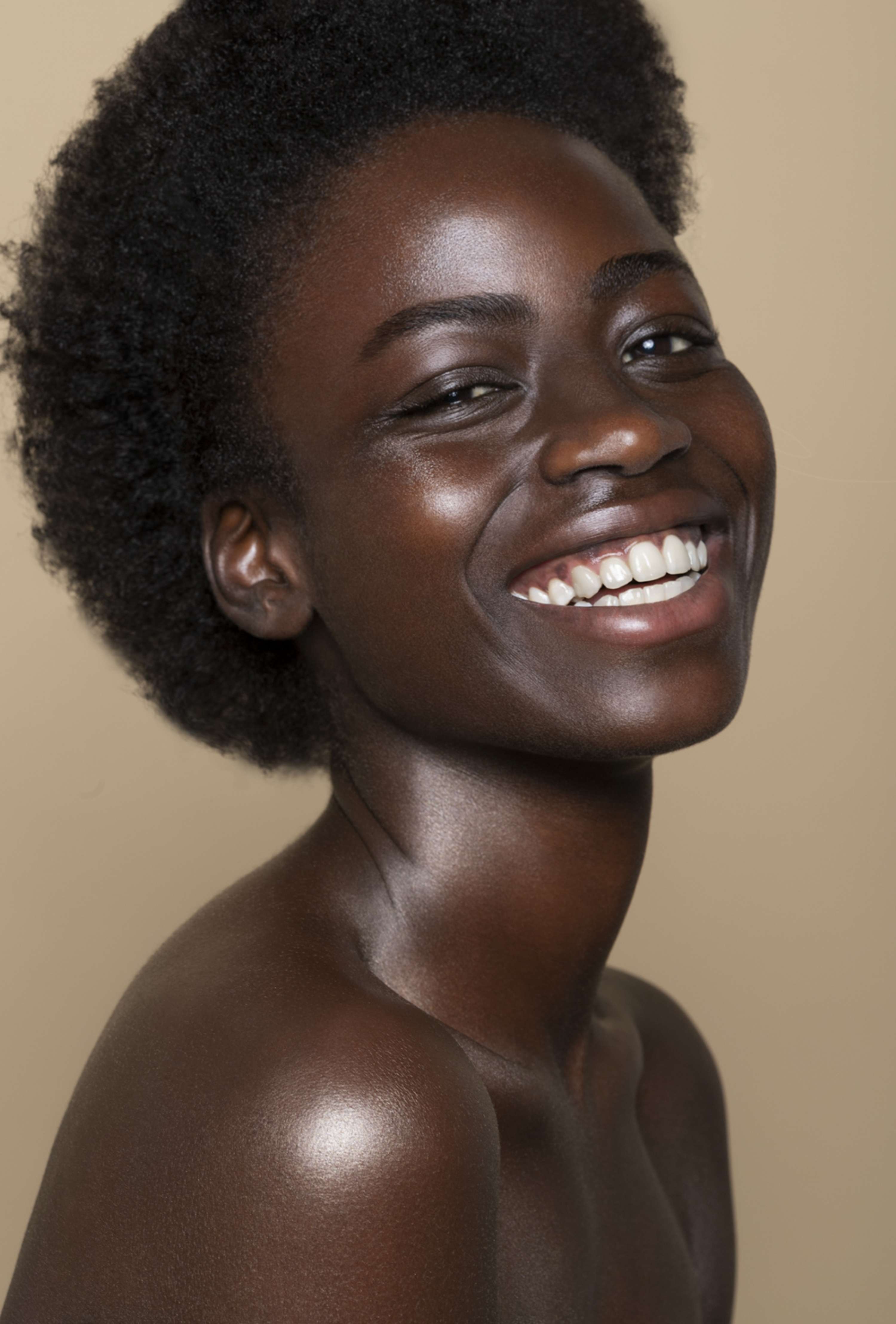Laetita Isabelle by Victoria Hughes
