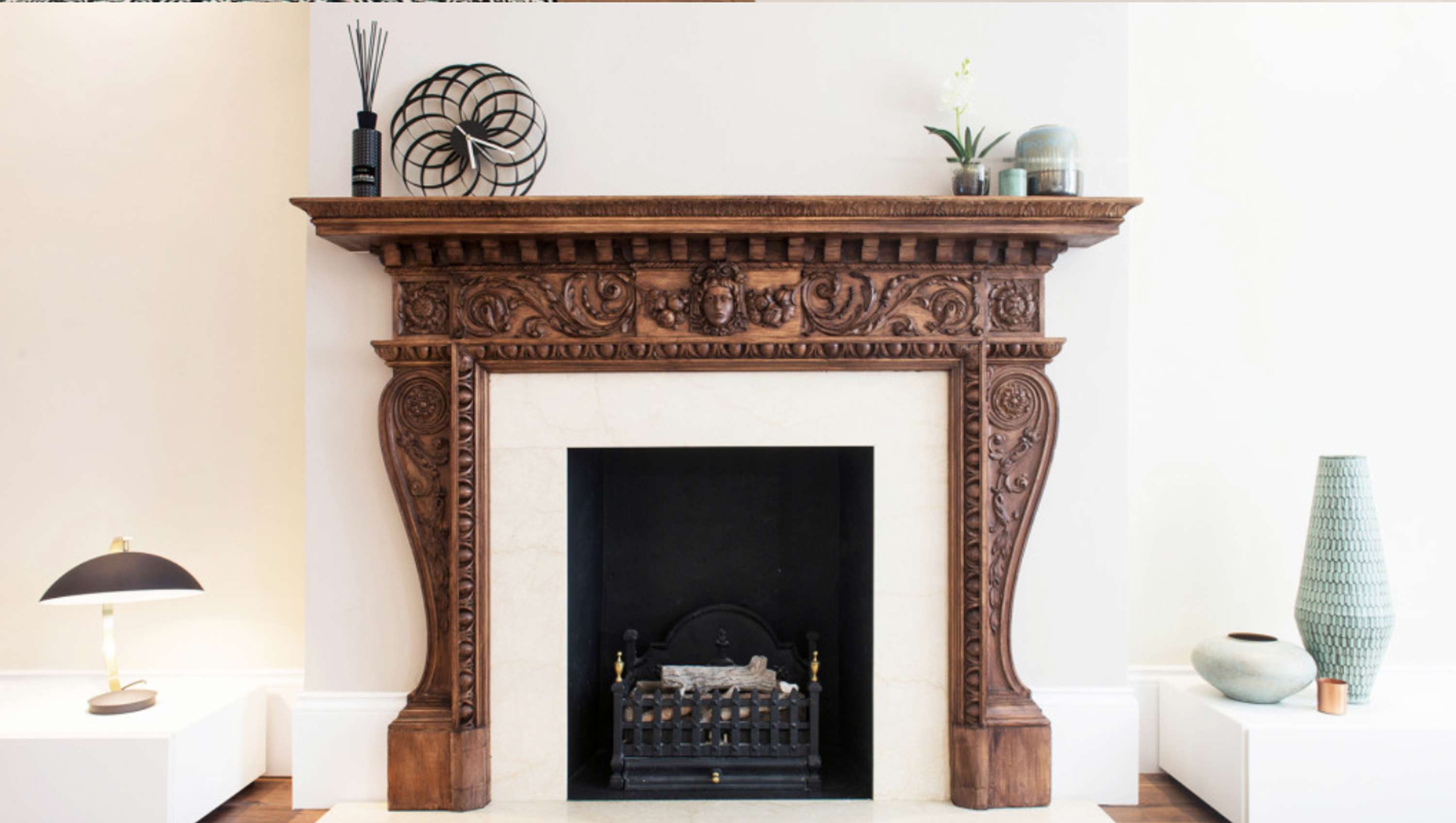 CREATING A FAMILY HOME IN LONDON WITH A HINT OF OMAN by Ian Silverstein