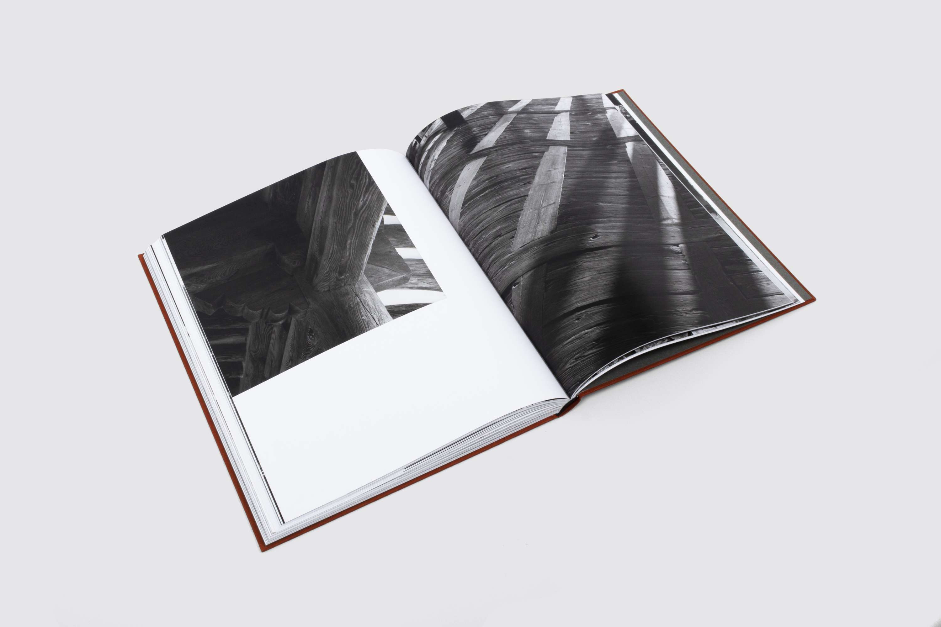 The Intimacy of Making – Three Historical Sites in Korea by Michelle Nüssli
