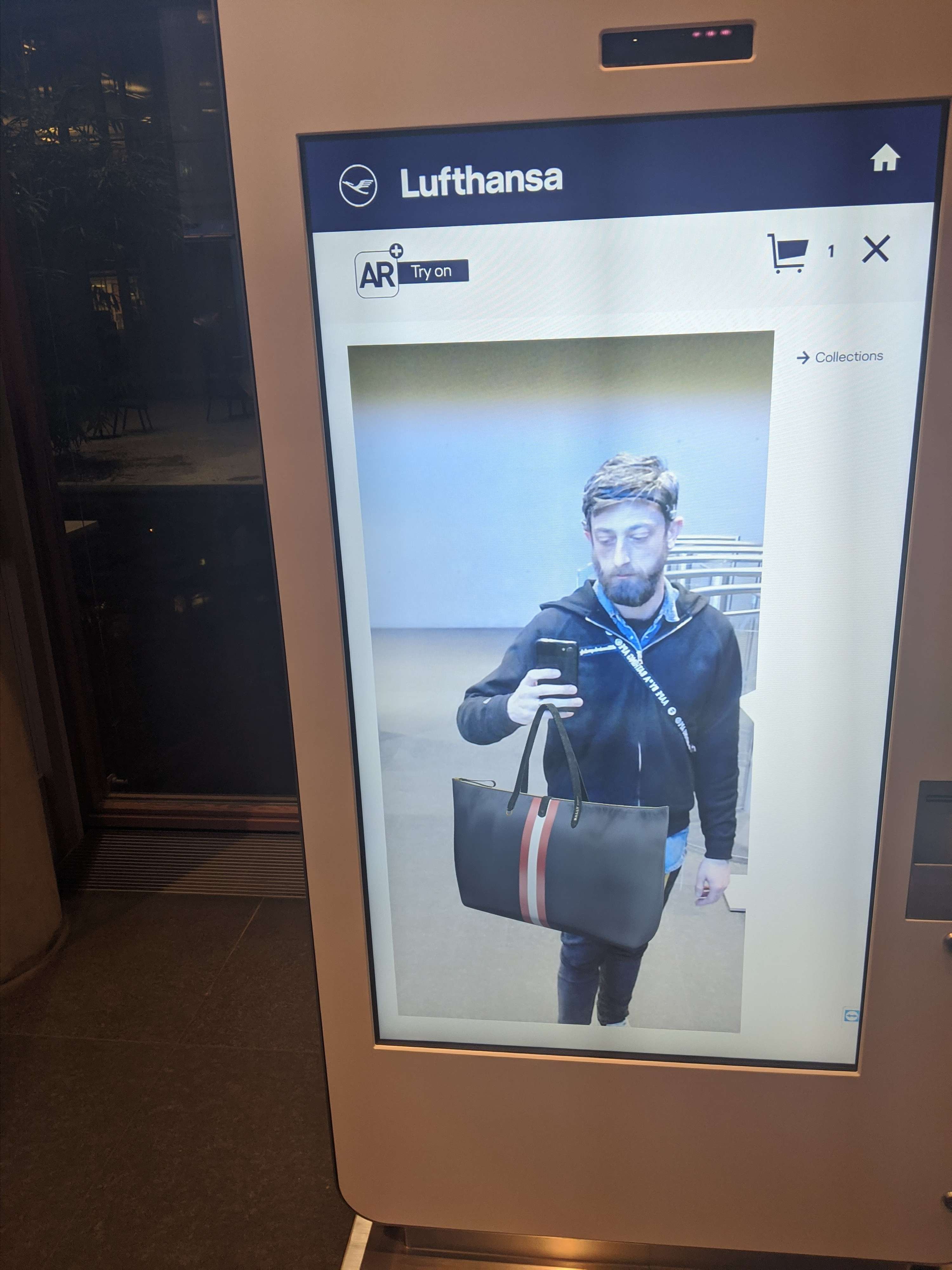 Lufthansa by Aaron Henderson