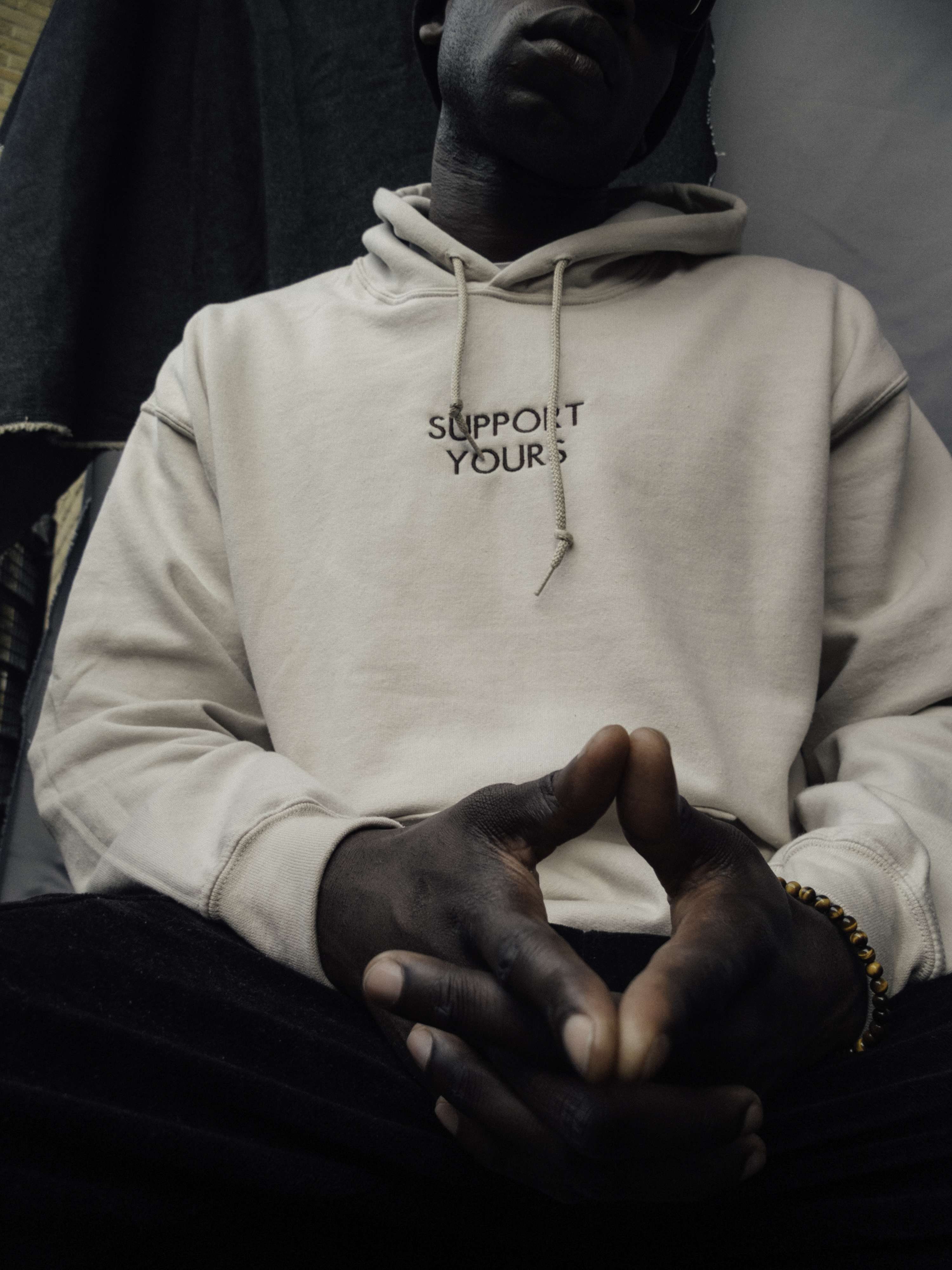 SUPPORT YOURS by Nicole Barbosa