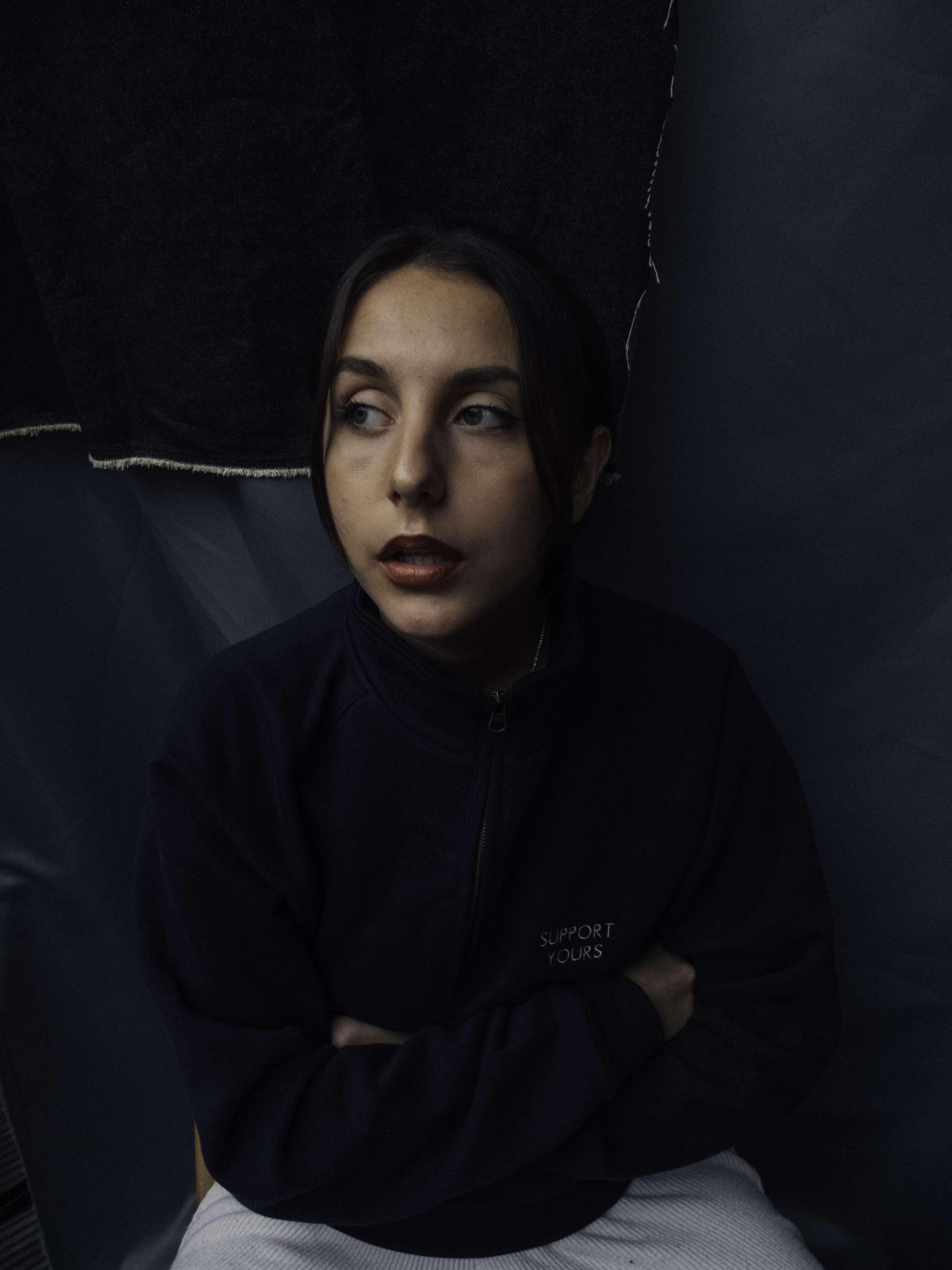 SUPPORT YOURS by Nicole Barbosa