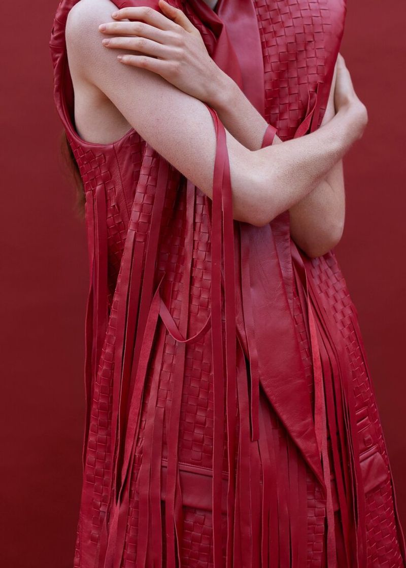 CONTRIBUTOR MAGAZINE - THE PASSENGER by Evie Stothert