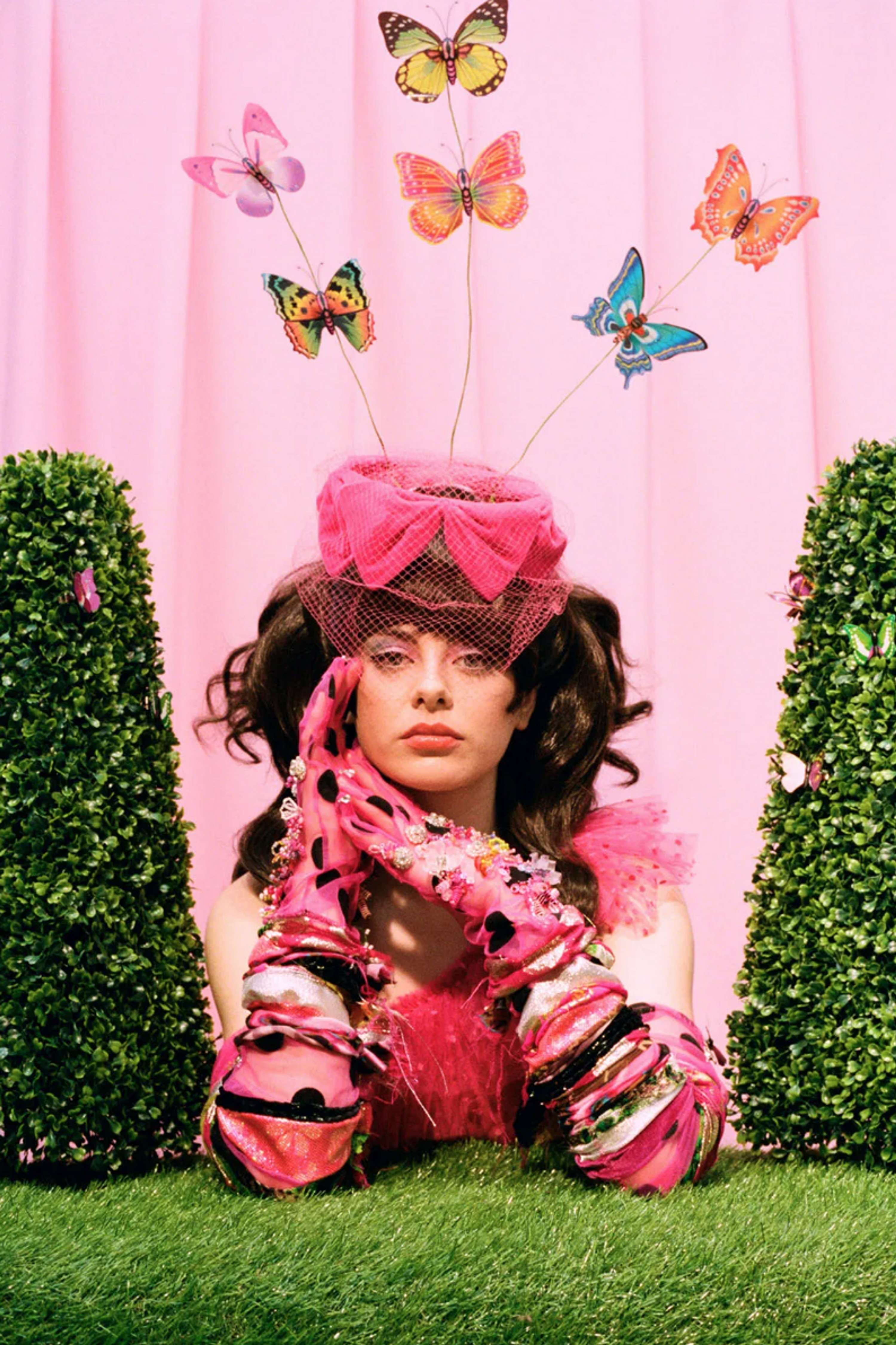 ON IT LIKE A BONNET – HUNGERTV.COM by Billy Tempest-Radford