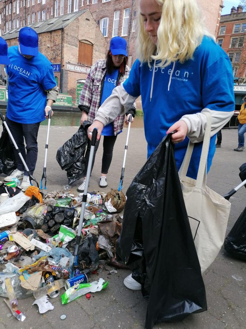 Litter pick with UOcean Project by Isabel Seden-Fowler