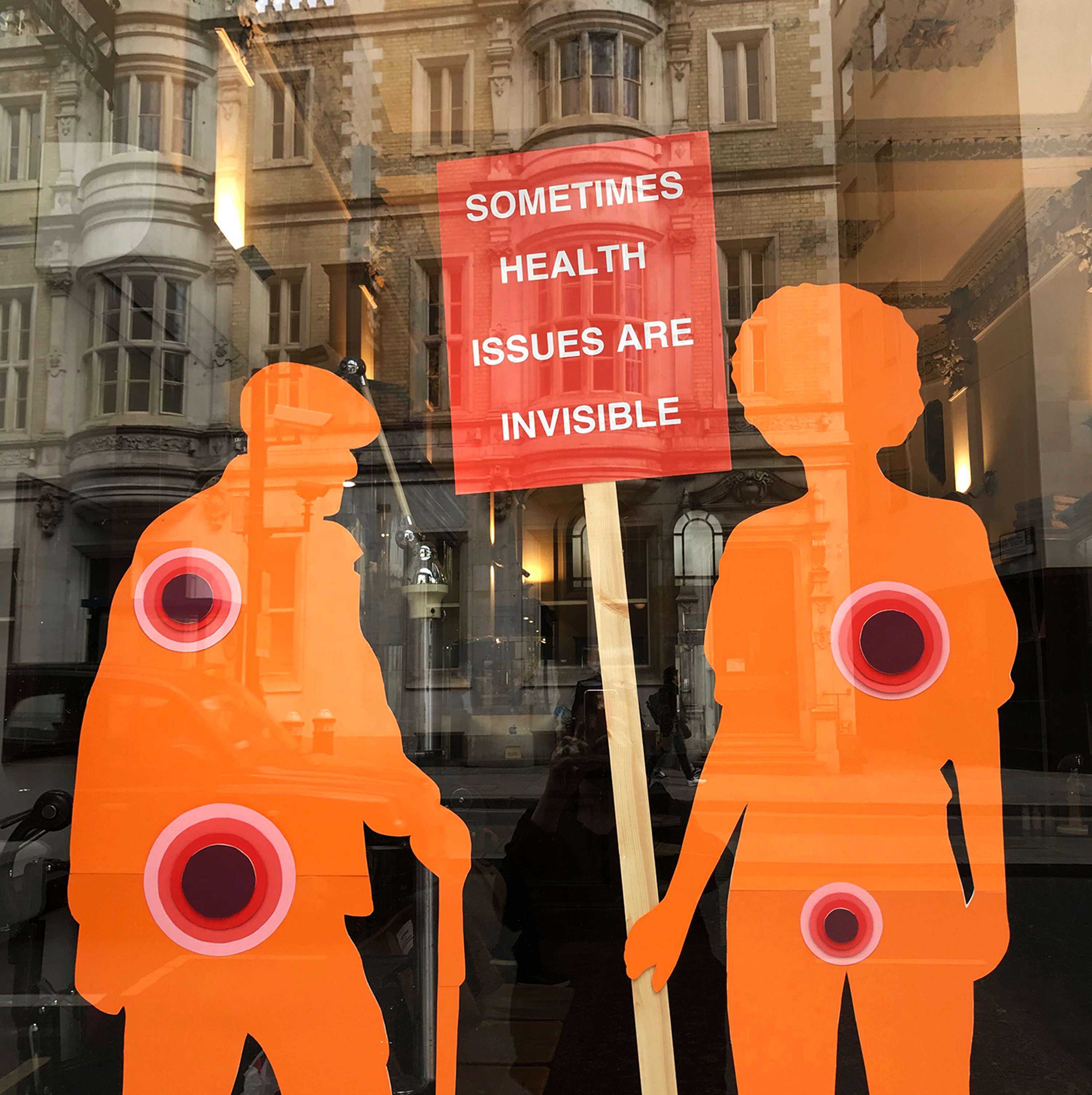 Fleet street Clinic - Window Display by Virginie Montagnon