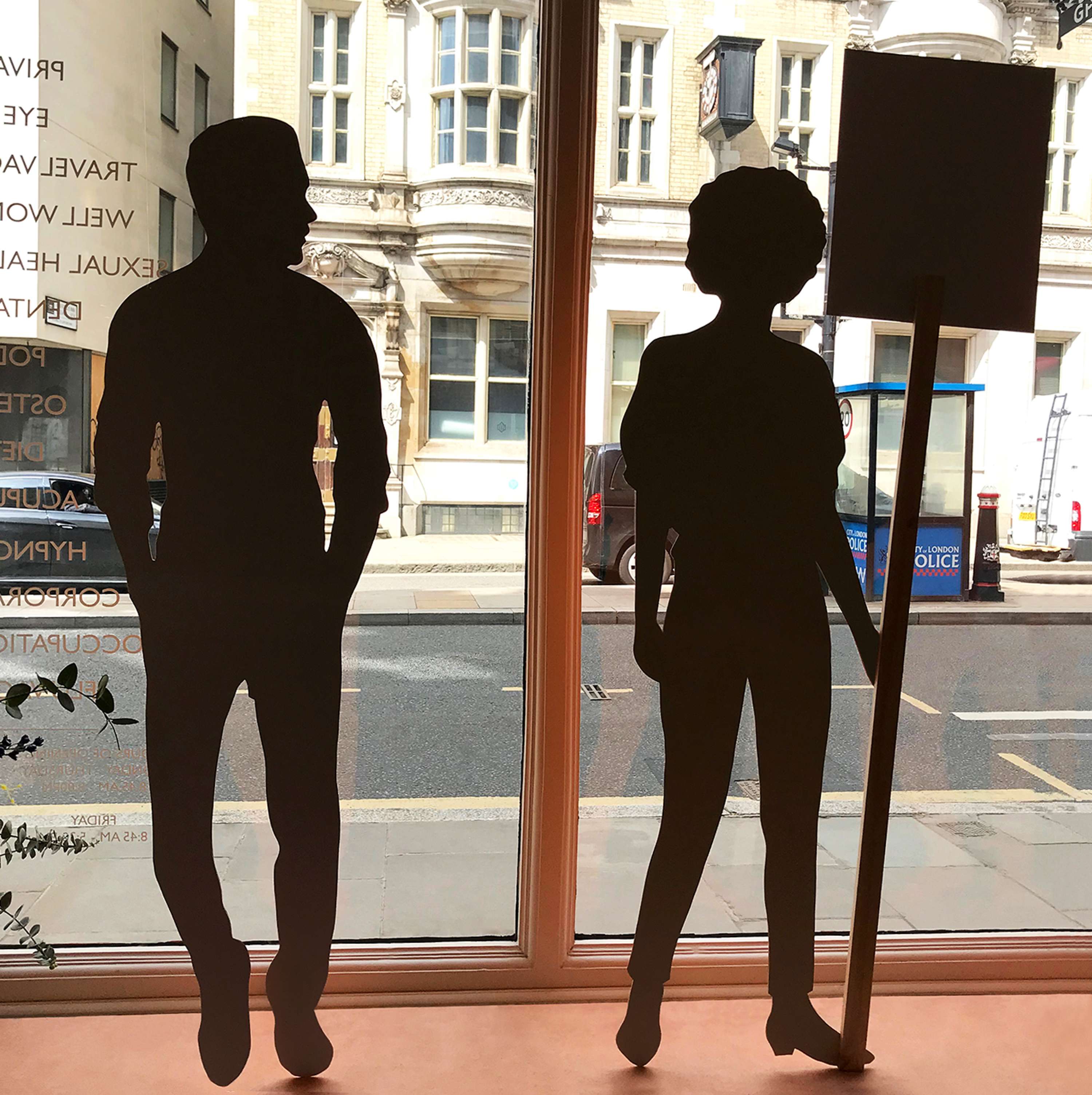 Fleet street Clinic - Window Display by Virginie Montagnon