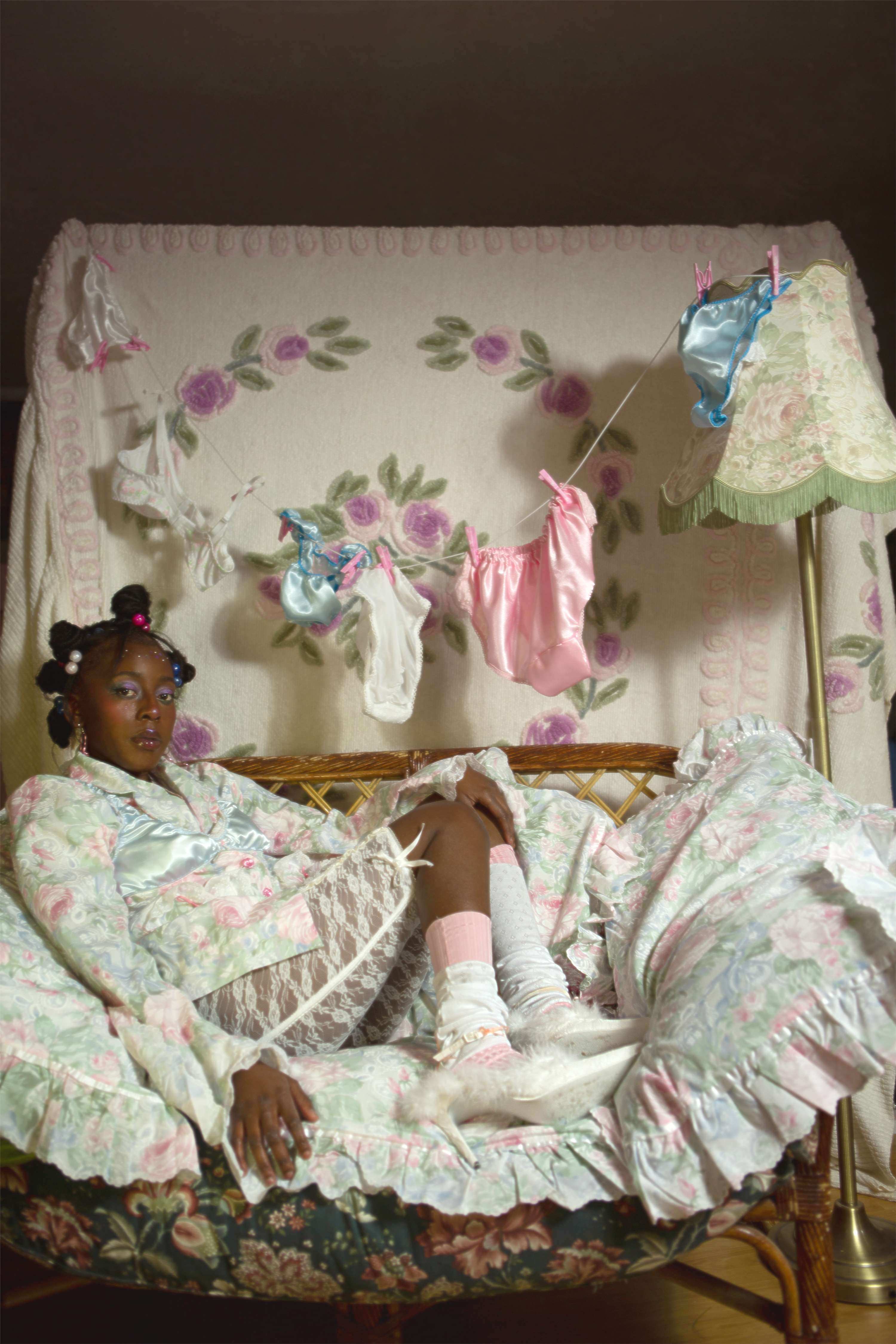 HOLLYSWORLD EDITORIAL by Rachelle Cox