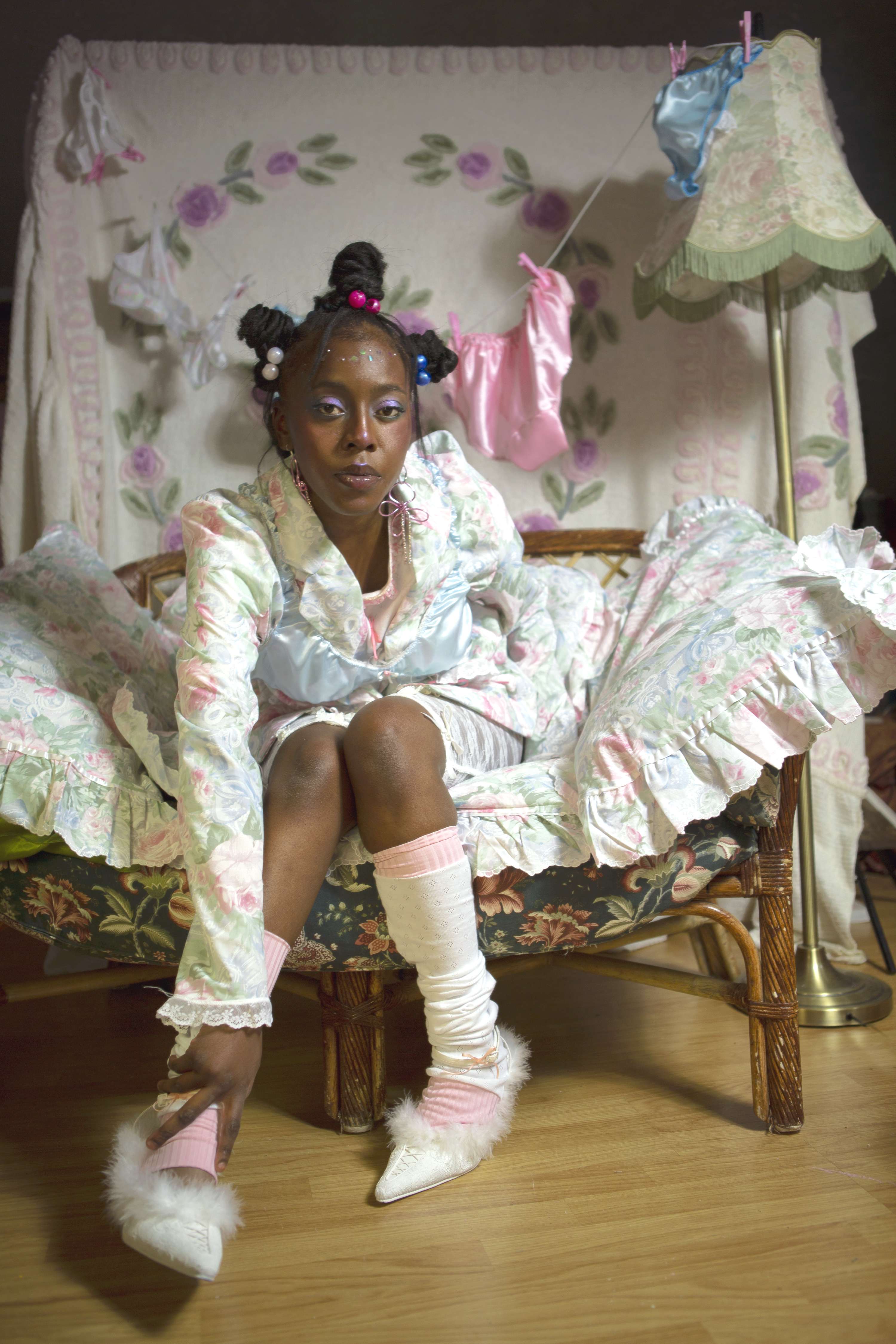HOLLYSWORLD EDITORIAL by Rachelle Cox
