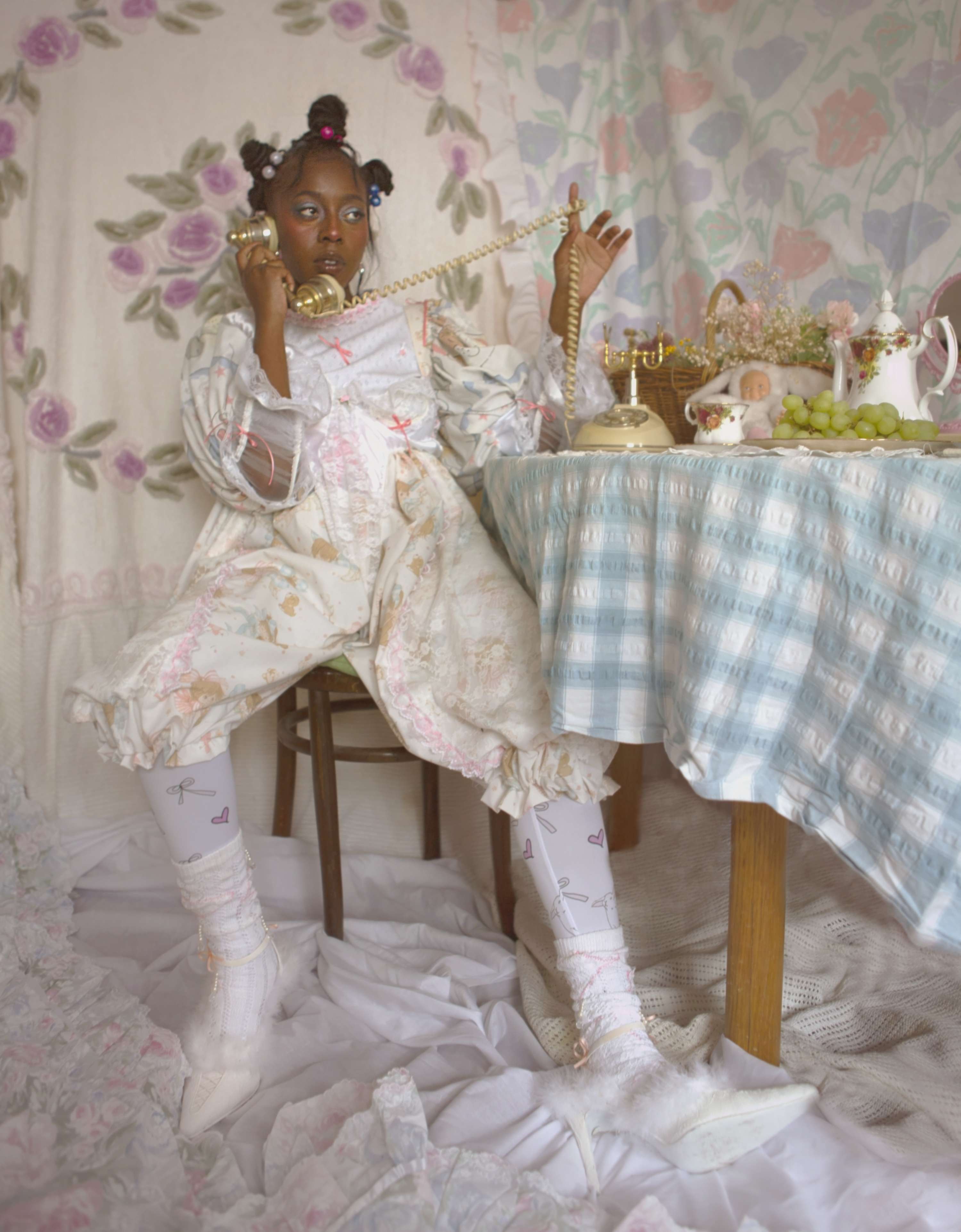 HOLLYSWORLD EDITORIAL by Rachelle Cox