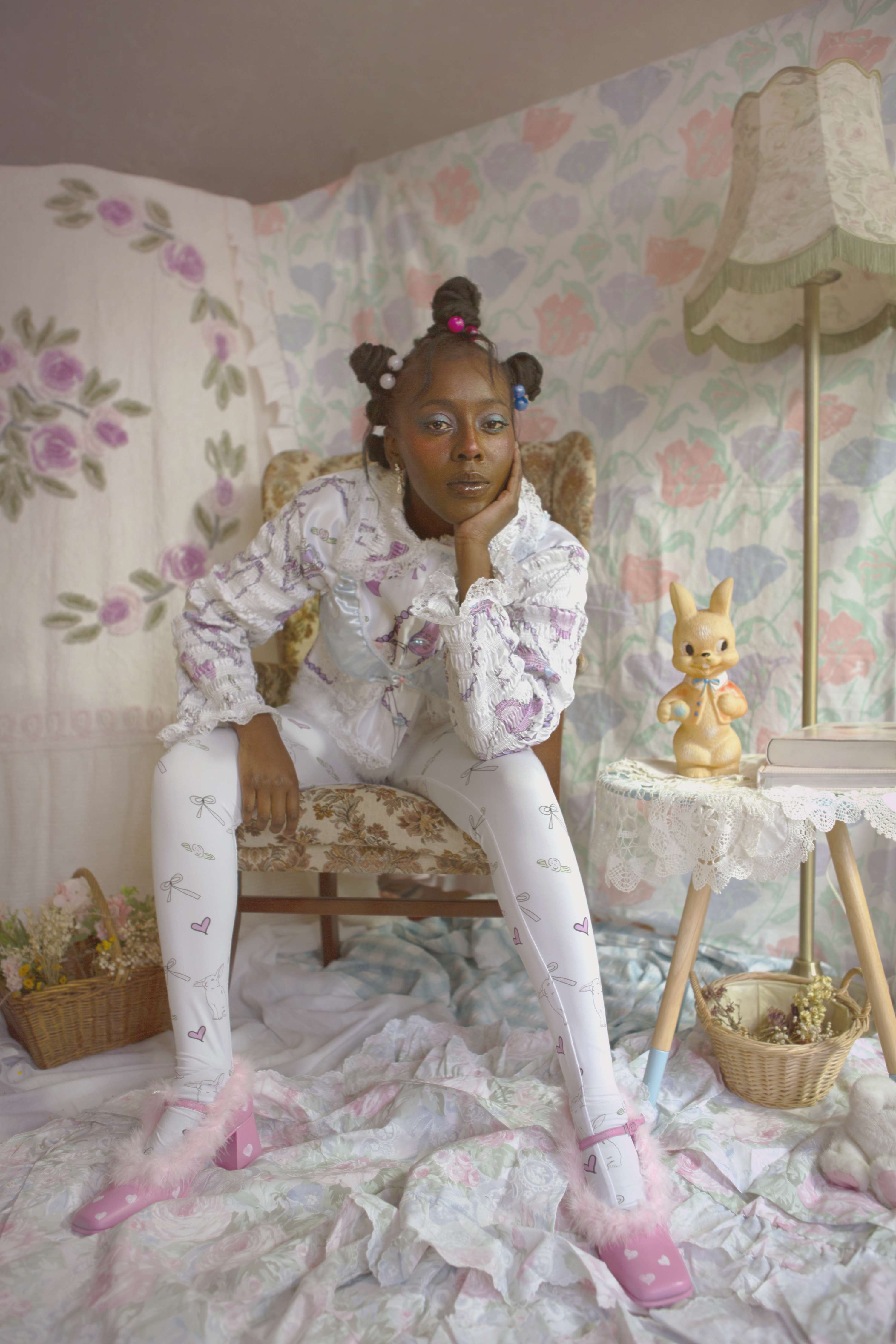 HOLLYSWORLD EDITORIAL by Rachelle Cox