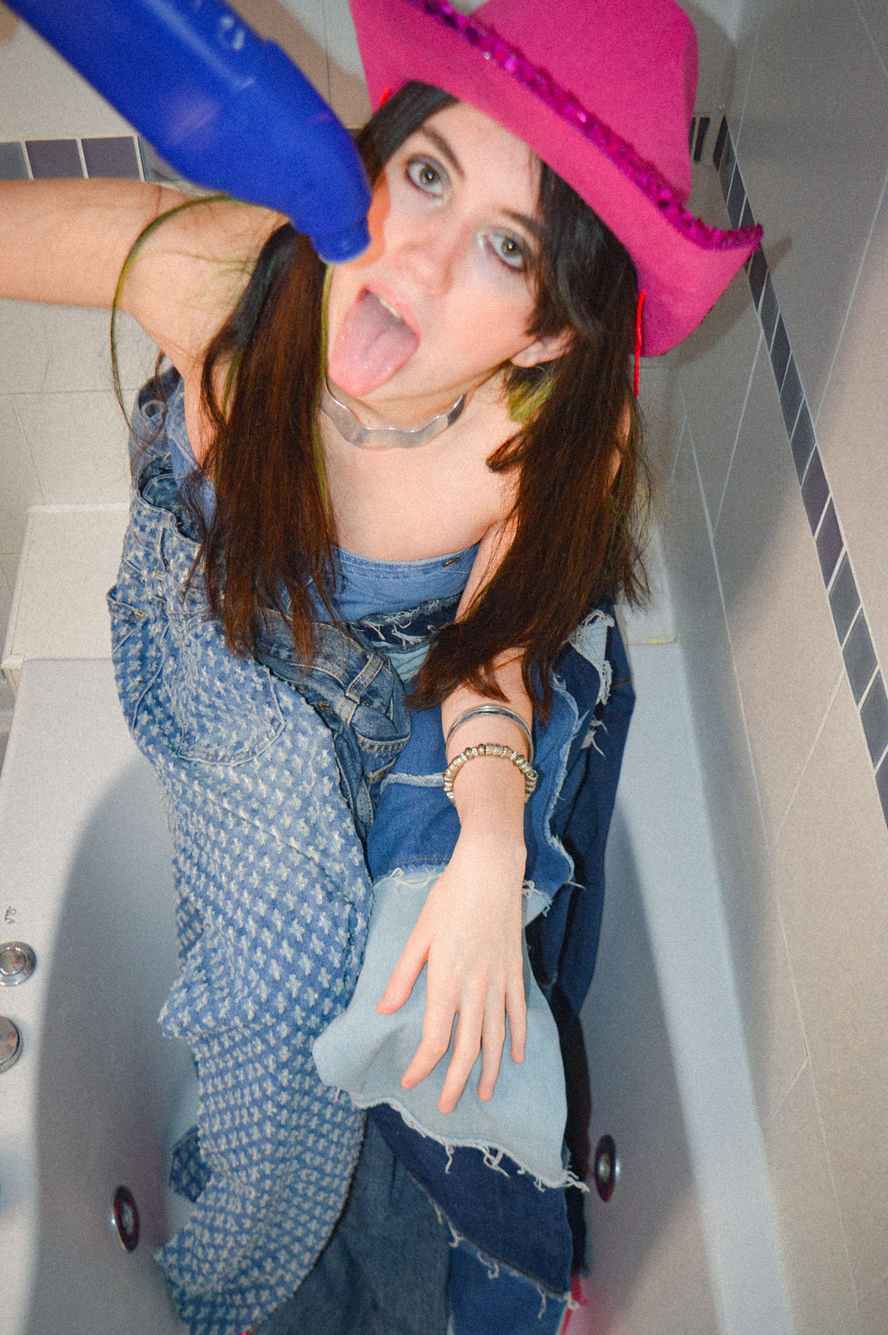 DIY GAP by Megan Leonard