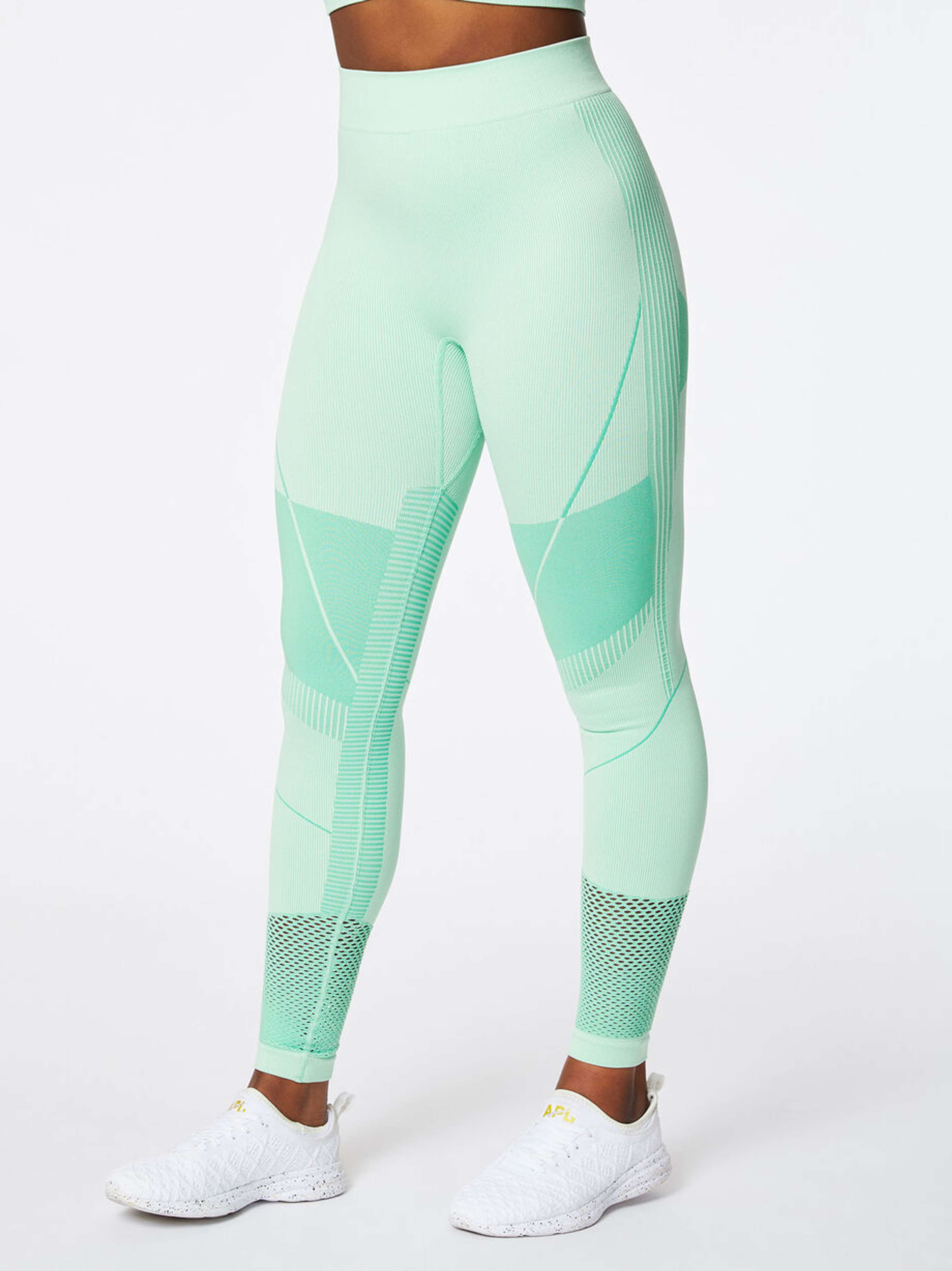 LAPP. 2021 Collection - Technical Design by Olive Hooper