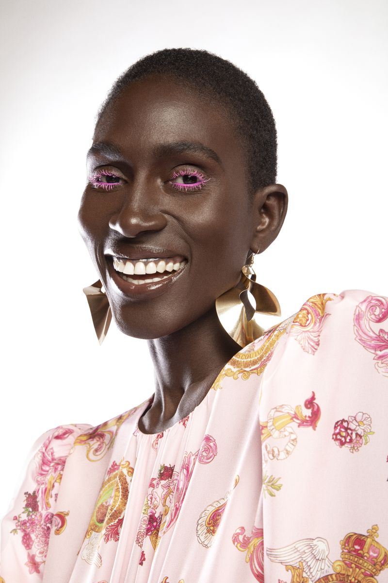 Beauty retouch by LUCIA MIRET