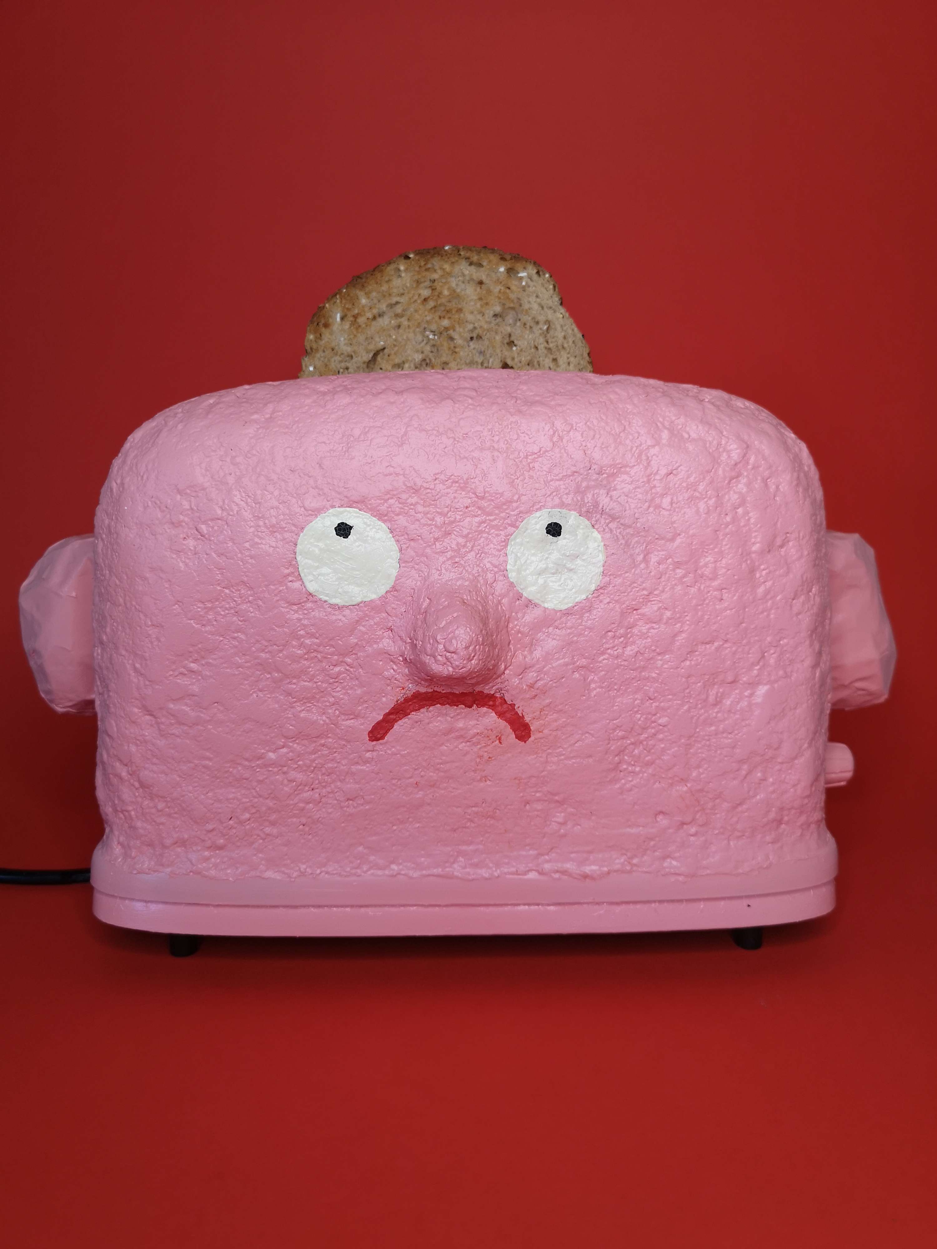 Toaster by Leon Edler