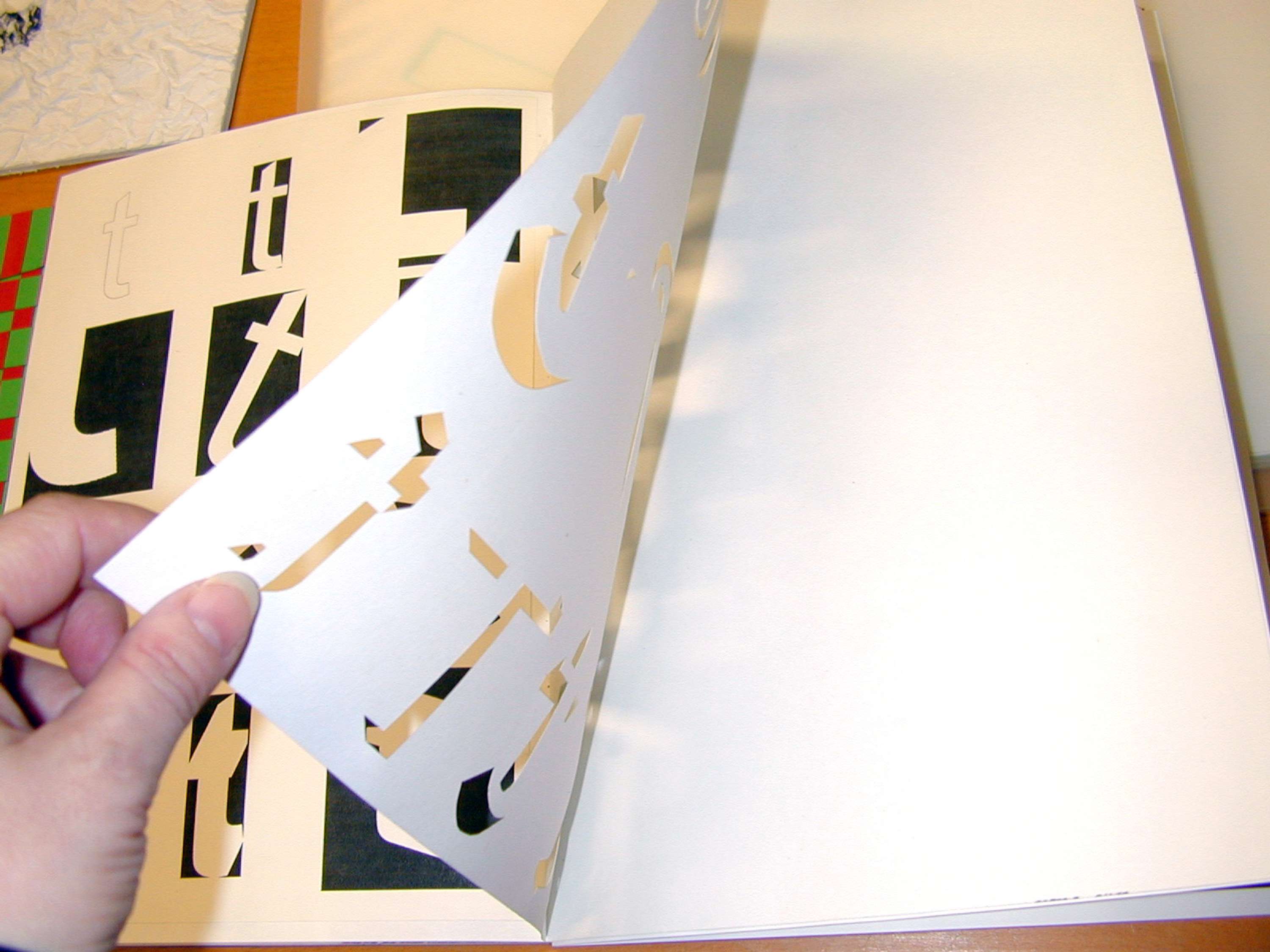 I’m thinking of creating a new online Experimental Typography course, would you be interested? by Type Tasting with Sarah Hyndman
