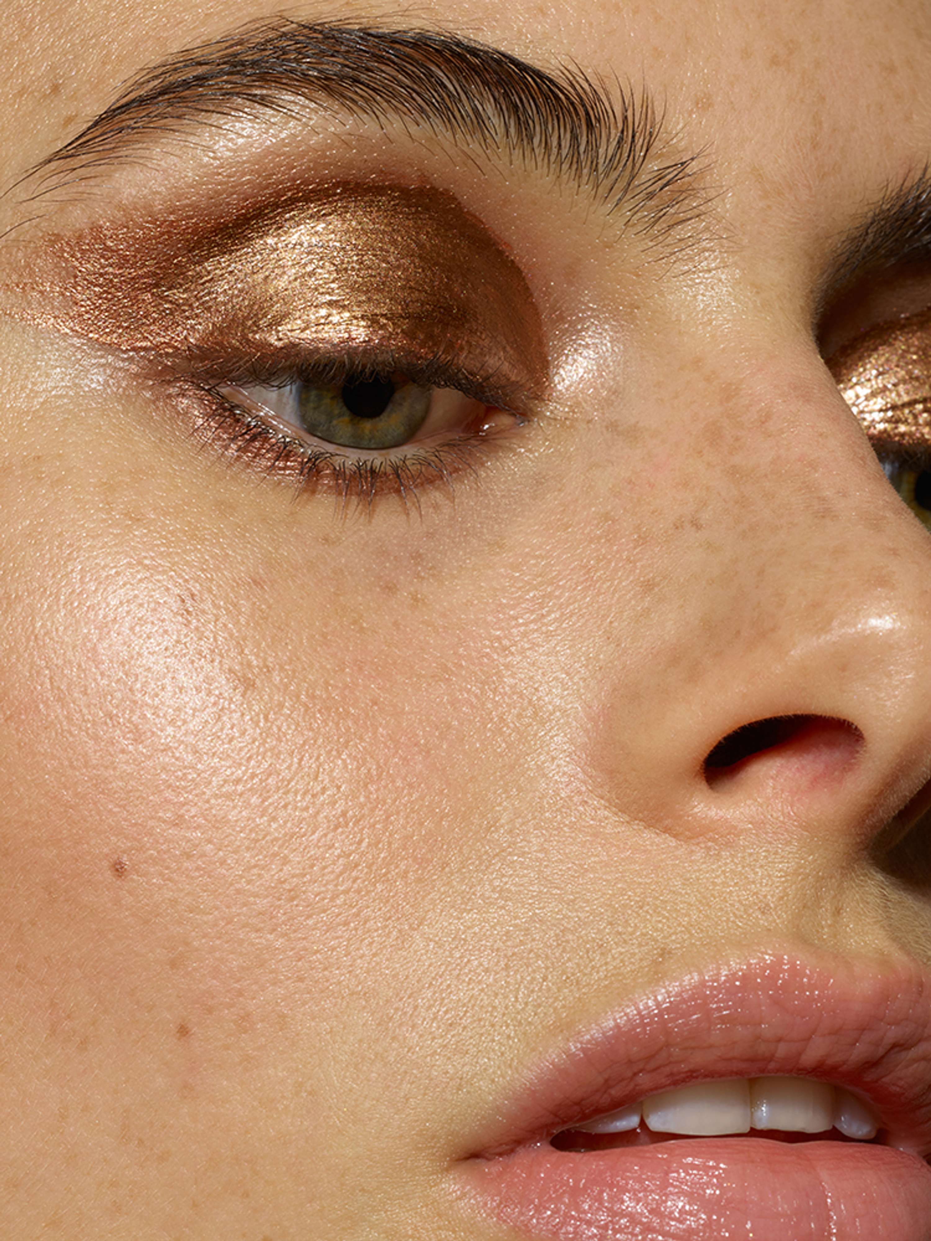 GLOSSIER by Andrea Zvadova