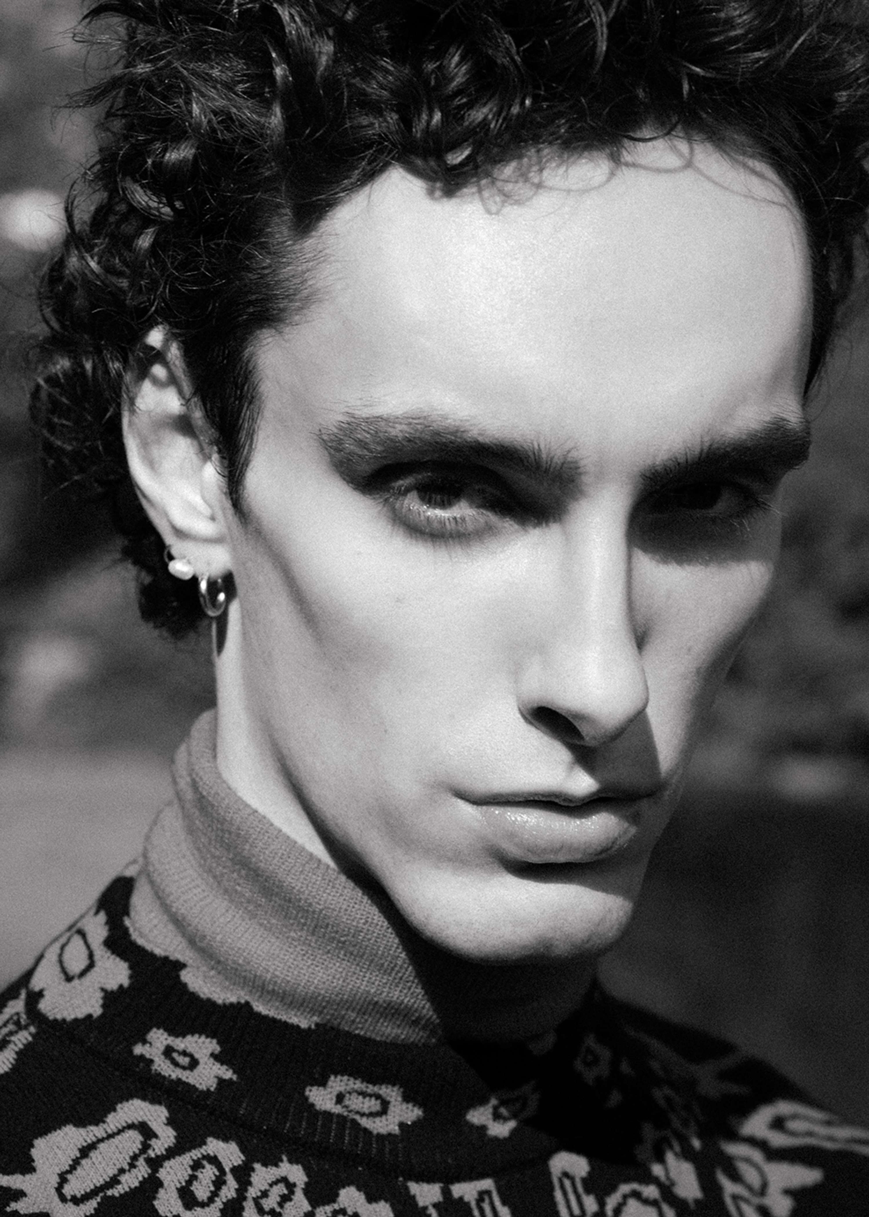 Raven - Editorial w/ Slippage Magazine by Laetitia Dumez