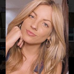 Charlotte Mills