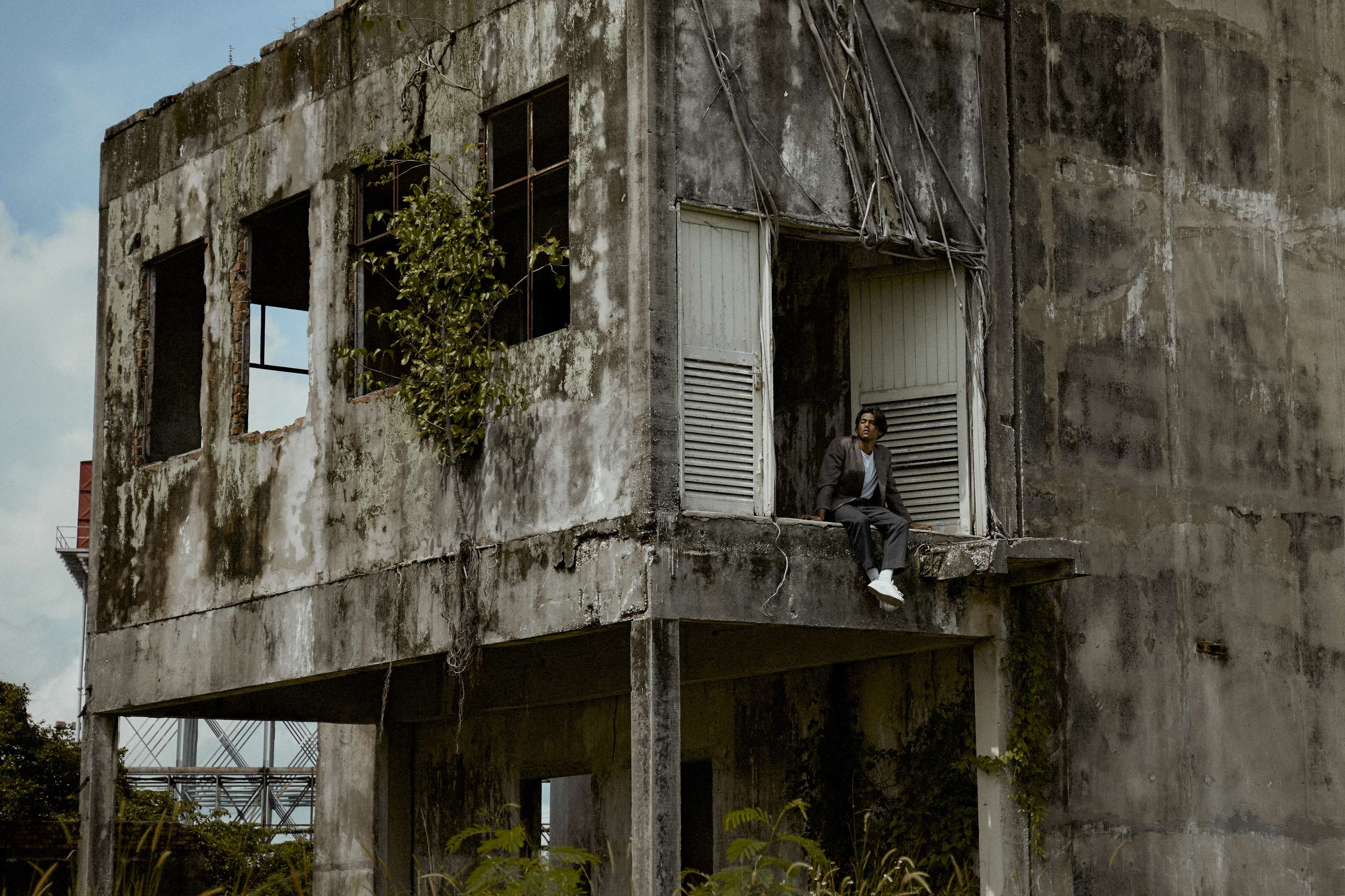 Dameer - For We Are Distant by Kelross