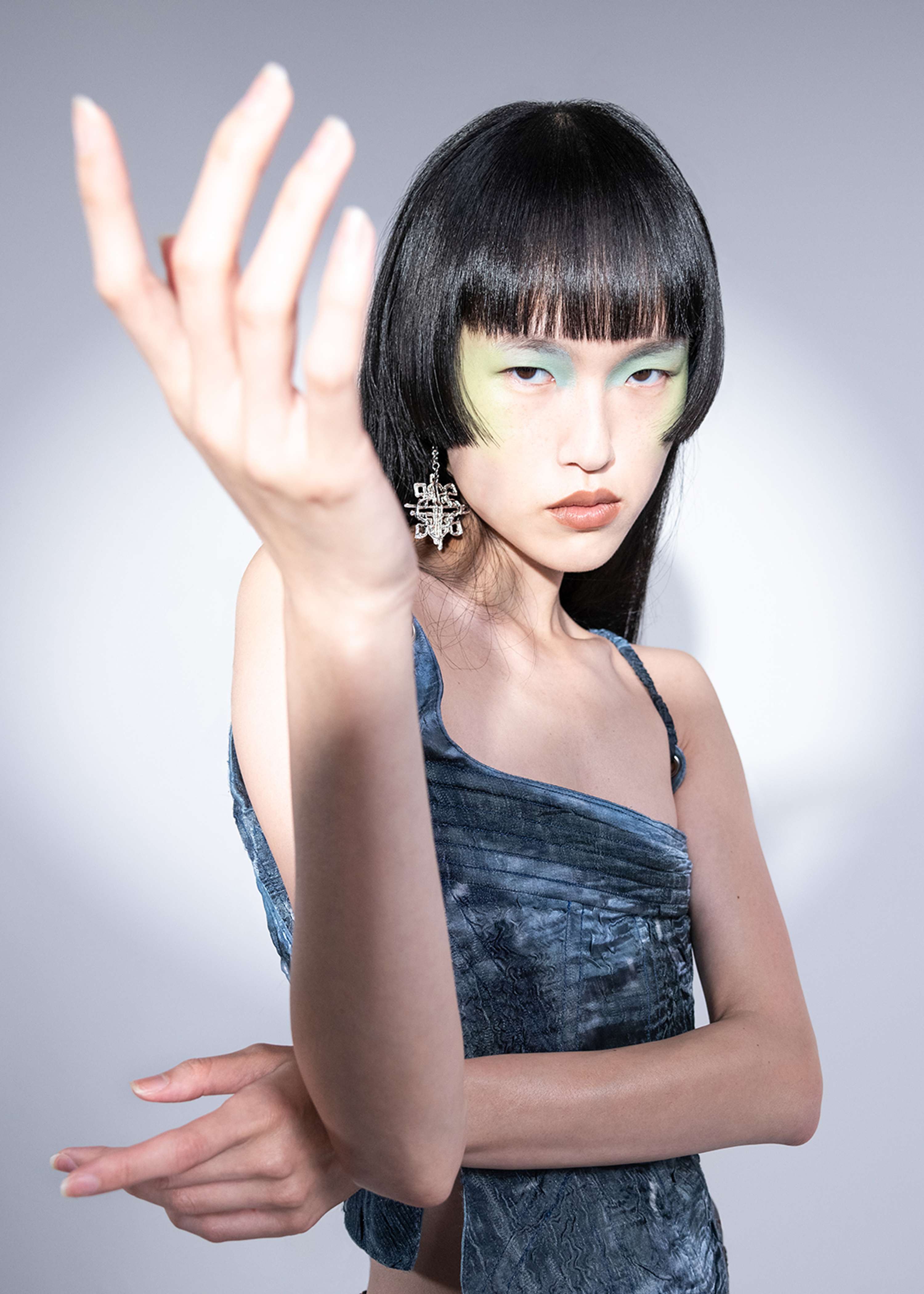 Mantis - Editorial w/ Overdue Magazine by Laetitia Dumez
